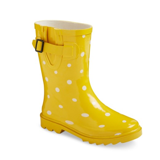 Cute Kids-Toddler Yellow Polka Dot Rain Boots -- Mommy Blogger-Vlogger - The Overwhelmed Mommy