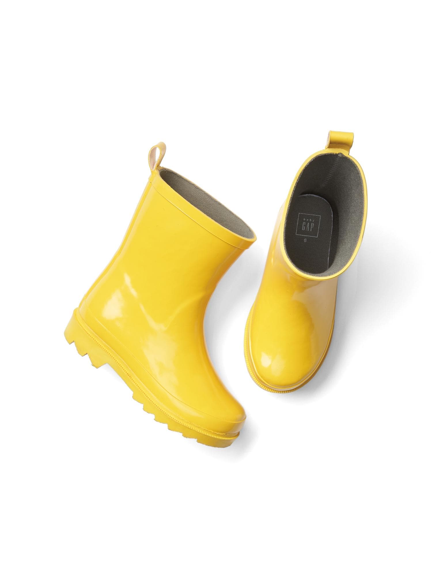 Cute Kids-Toddler Yellow Rain Boots -- Mommy Blogger-Vlogger - The Overwhelmed Mommy