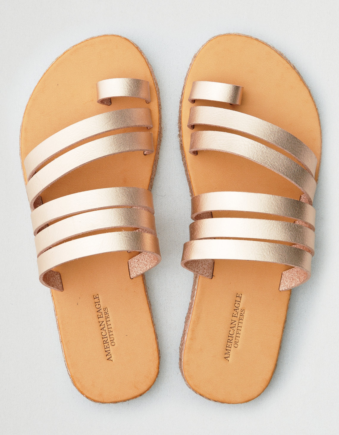 Cute Women's Sandals - 2018 Trending Spring/Summer Sandals -- Mommy Fashion Blogger - The Overwhelmed Mommy