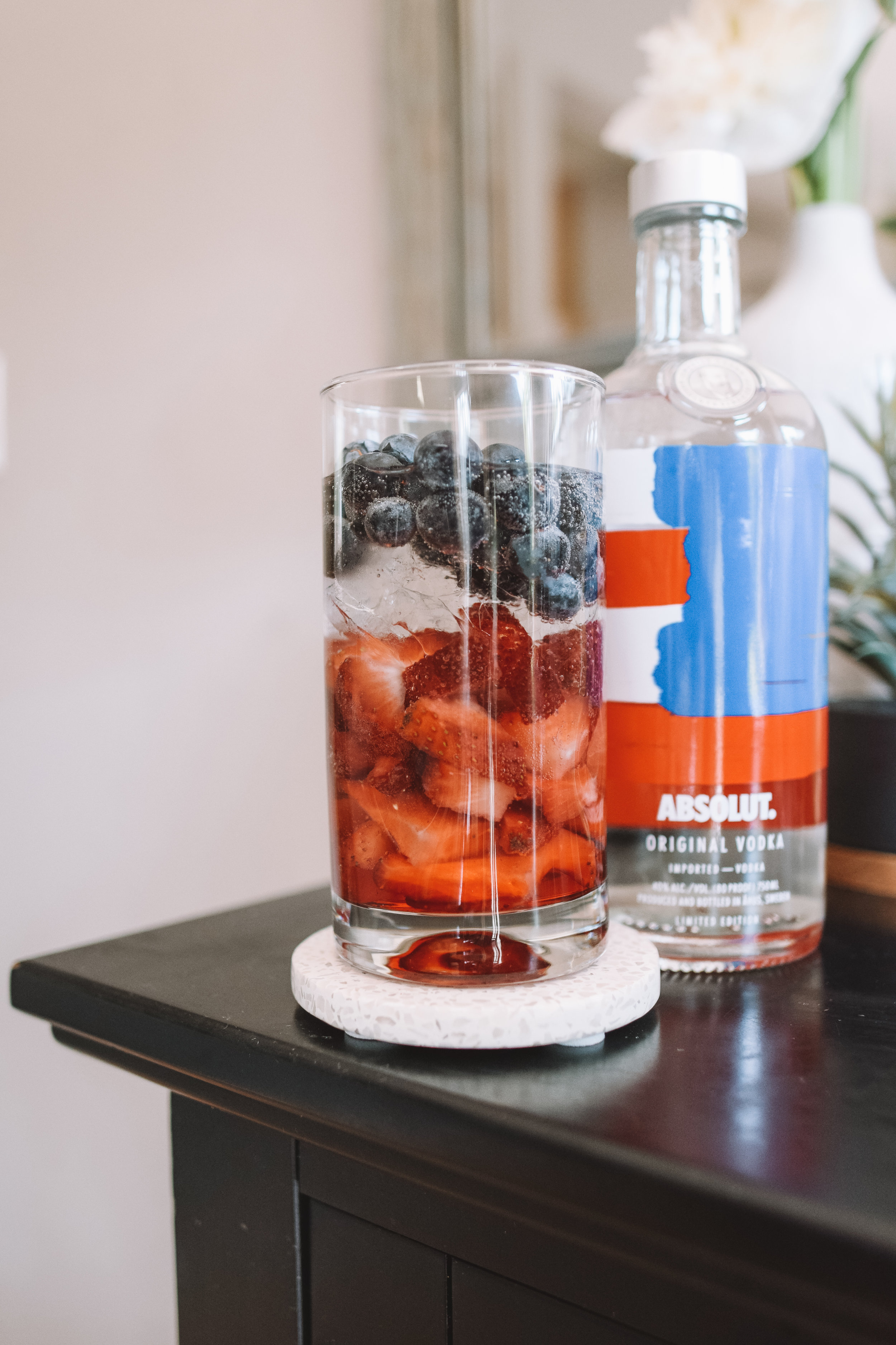 Red, White + Blue Cocktail Recipe - The Overwhelmed Mommy Blogger