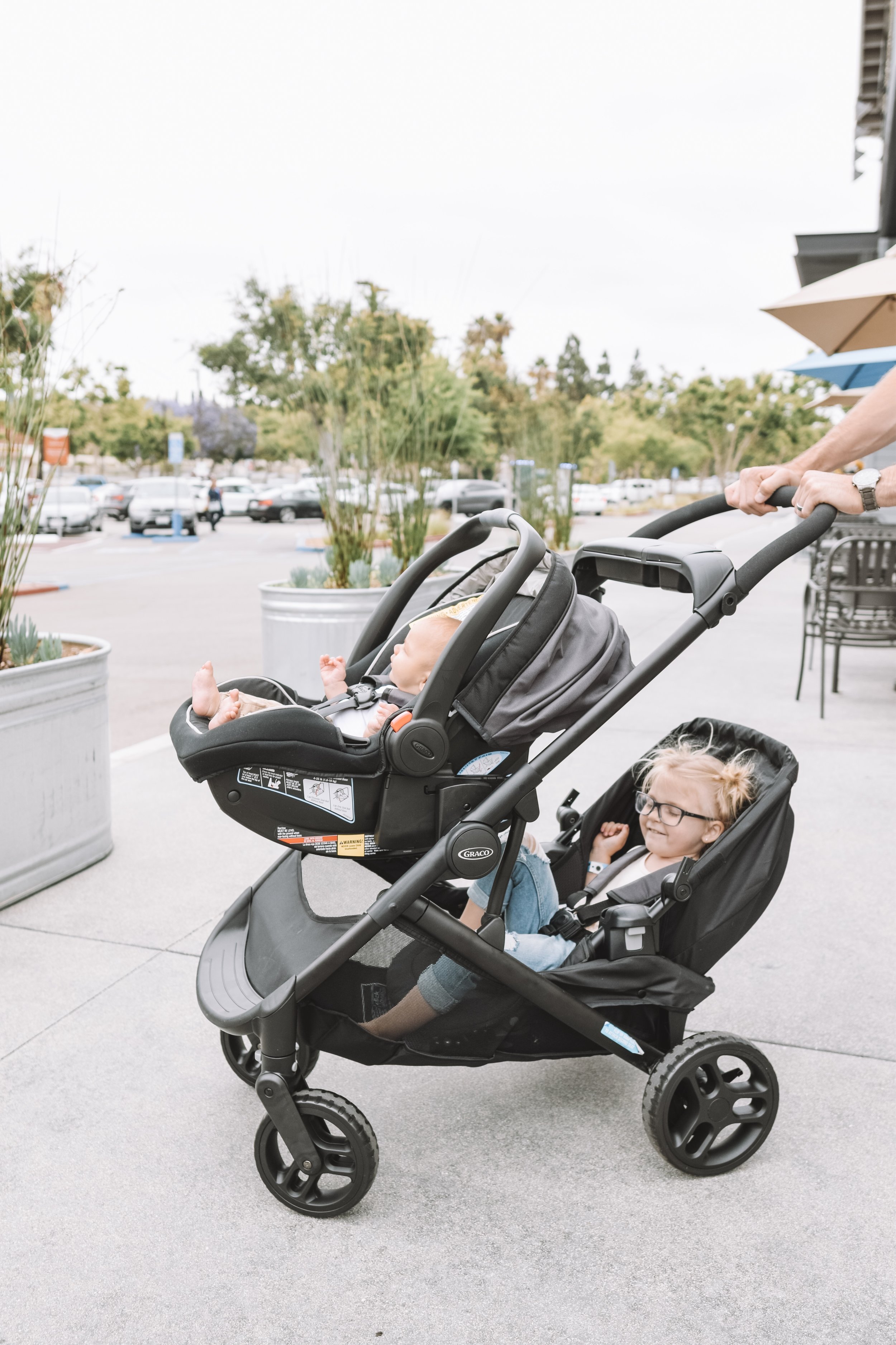 what to look for when buying a stroller