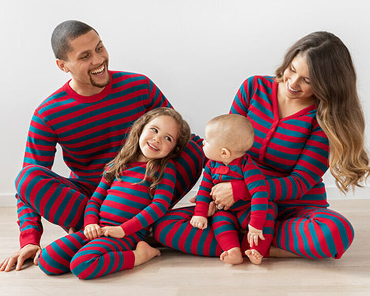 Matching Family Holiday Pajamas PJ's Jammies — The Overwhelmed Mommy Blog