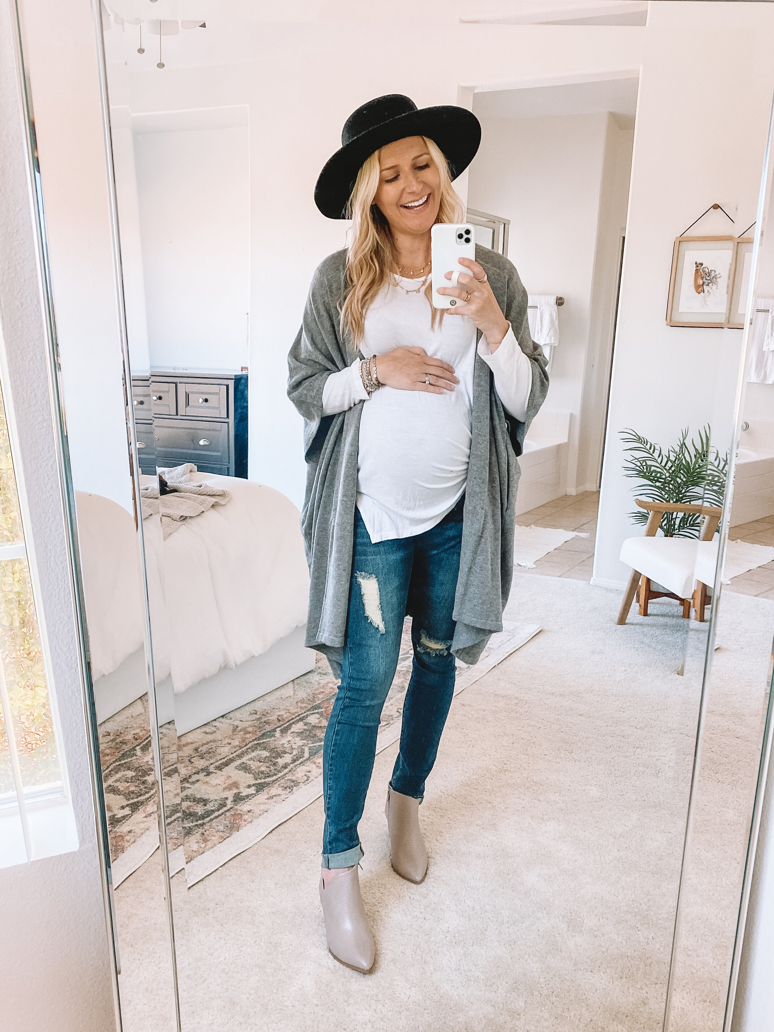 Bump-Friendly Summer to Fall Fashion — The Overwhelmed Mommy Blog