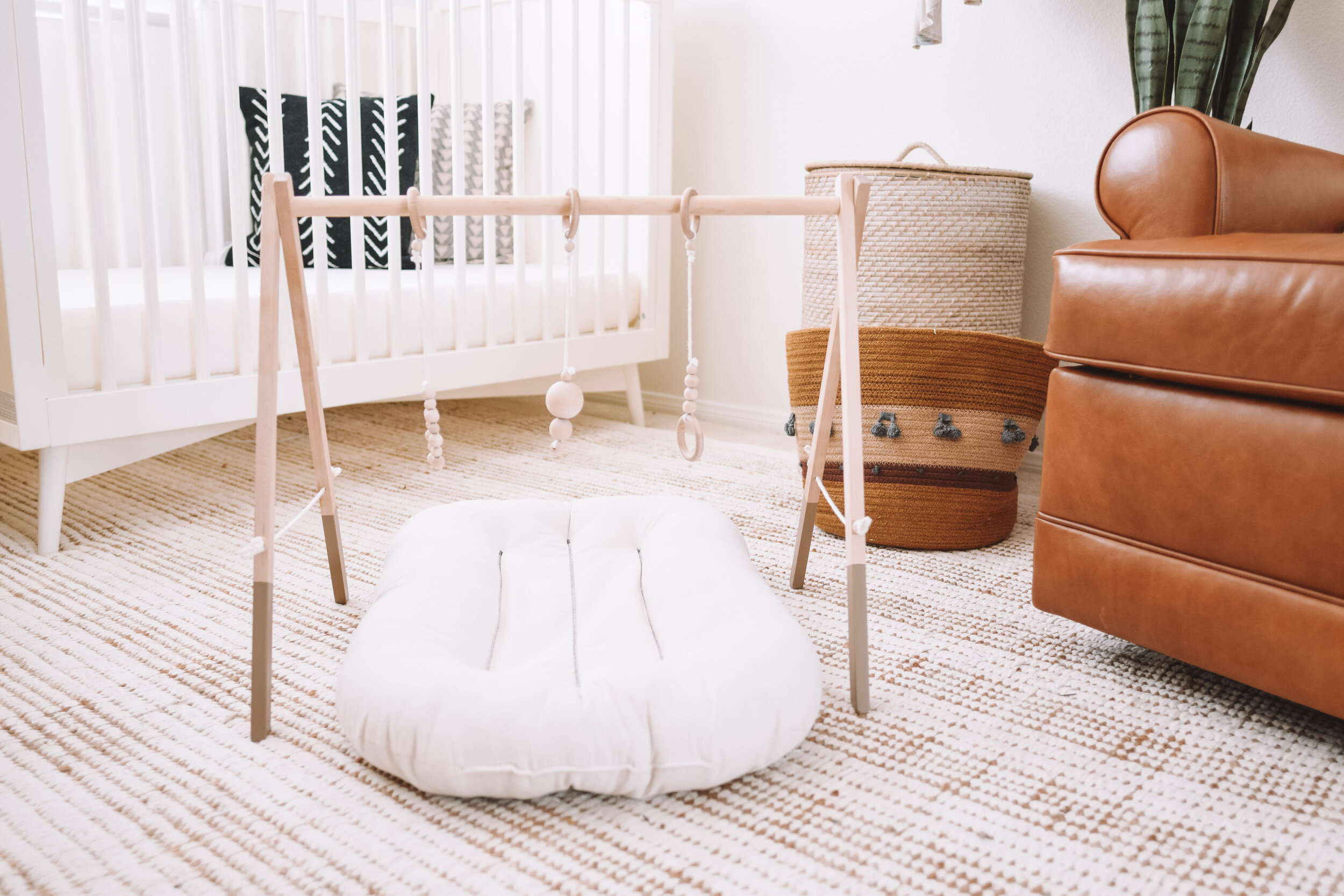 Neutral Double Crib Pottery Barn Nursery - Twin Nursery Inspo