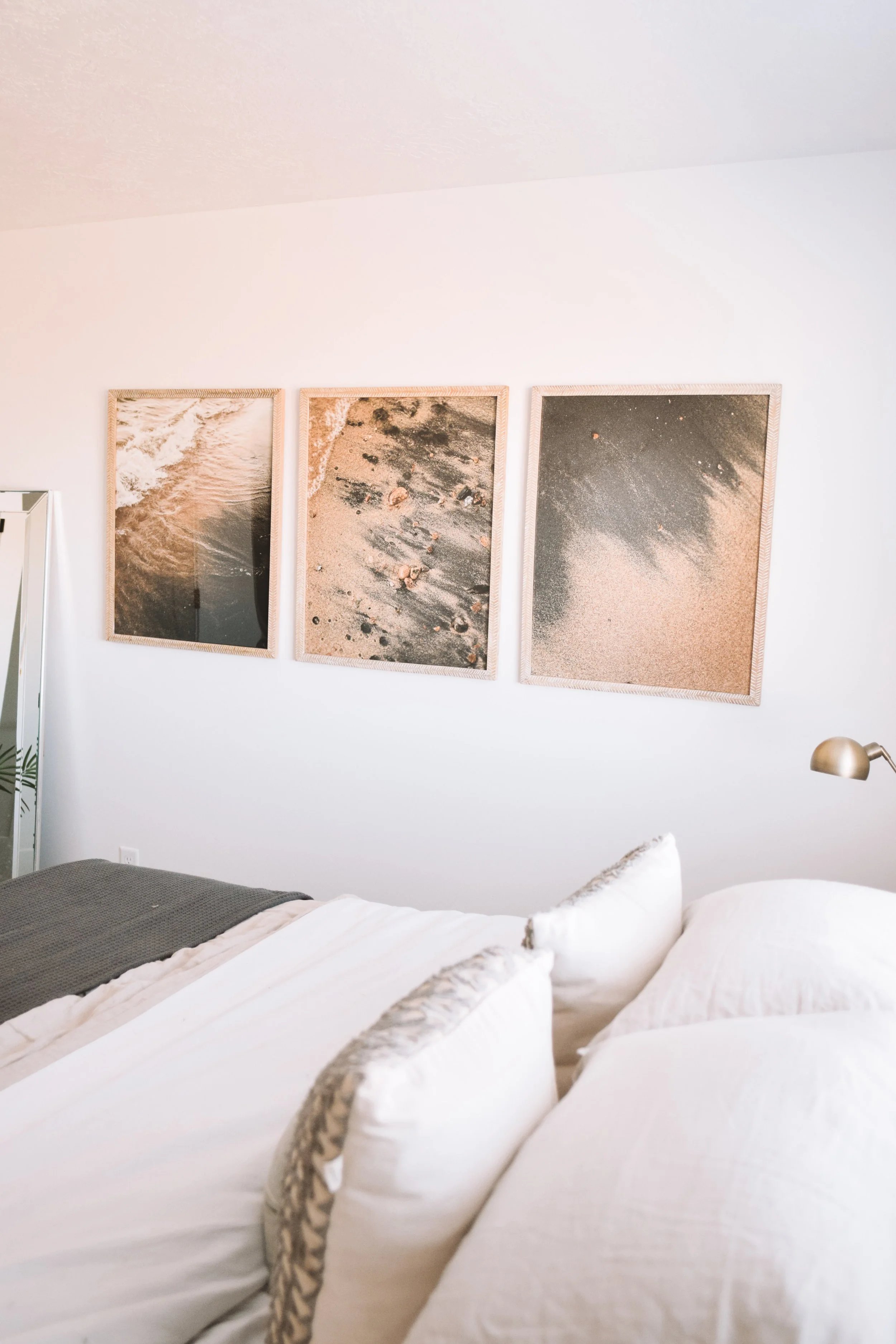 Neutral Natural-Toned Guest Bedroom Inspo - The Overwhelmed Mommy Blogger