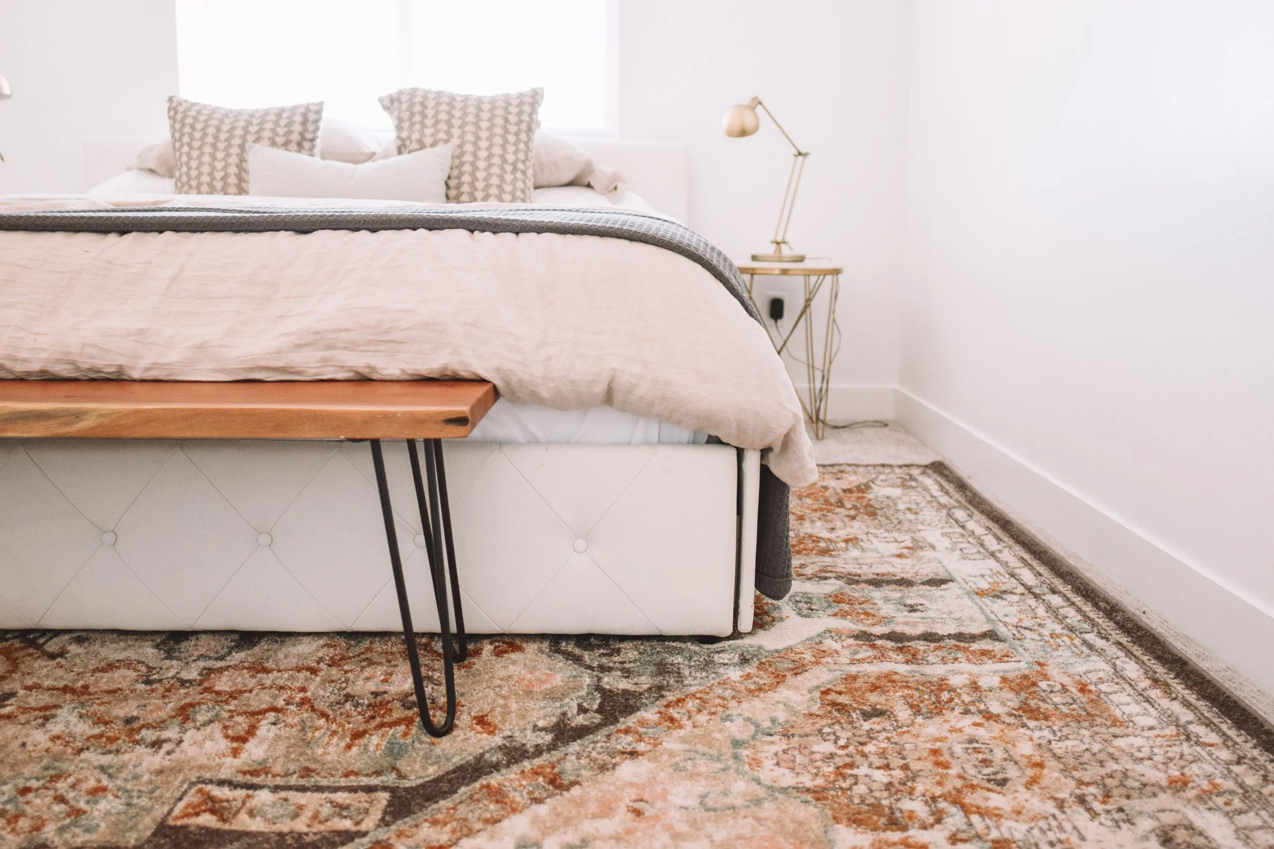 Neutral Natural-Toned Guest Bedroom Inspo - The Overwhelmed Mommy Blogger
