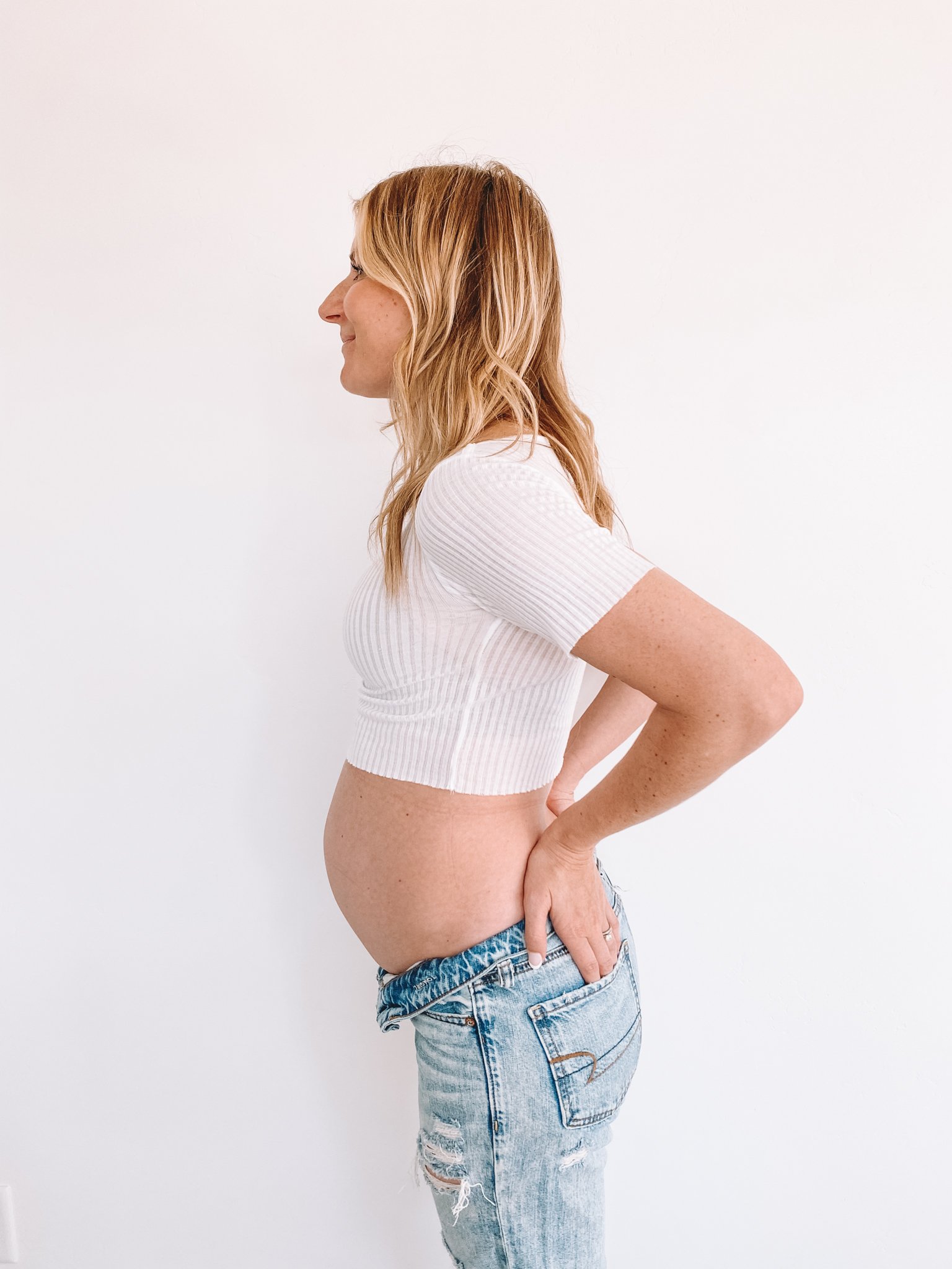 19 Weeks Pregnant Baby Bump