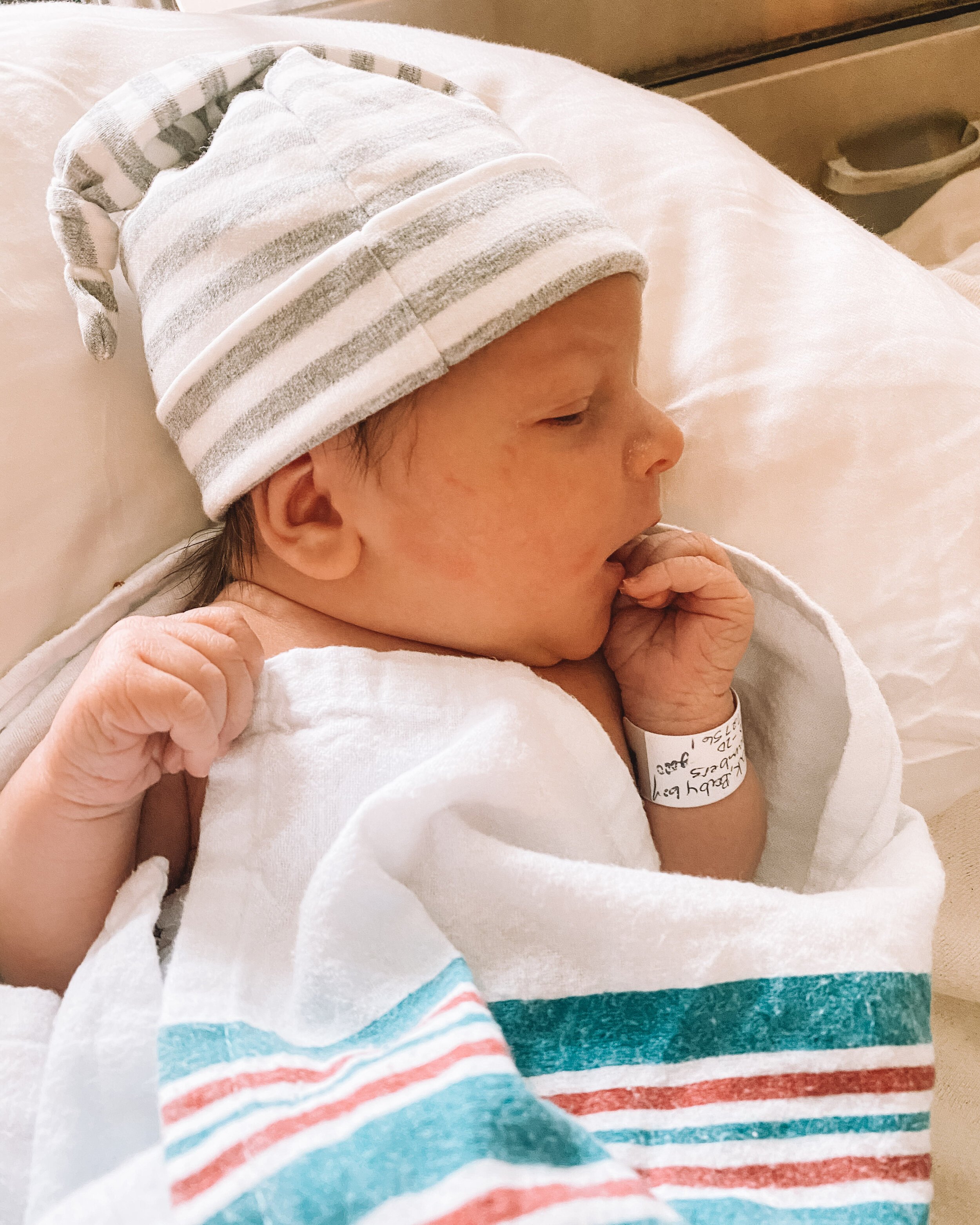 Hayes' Birth Story | 10-20-2020 — The Overwhelmed Mommy