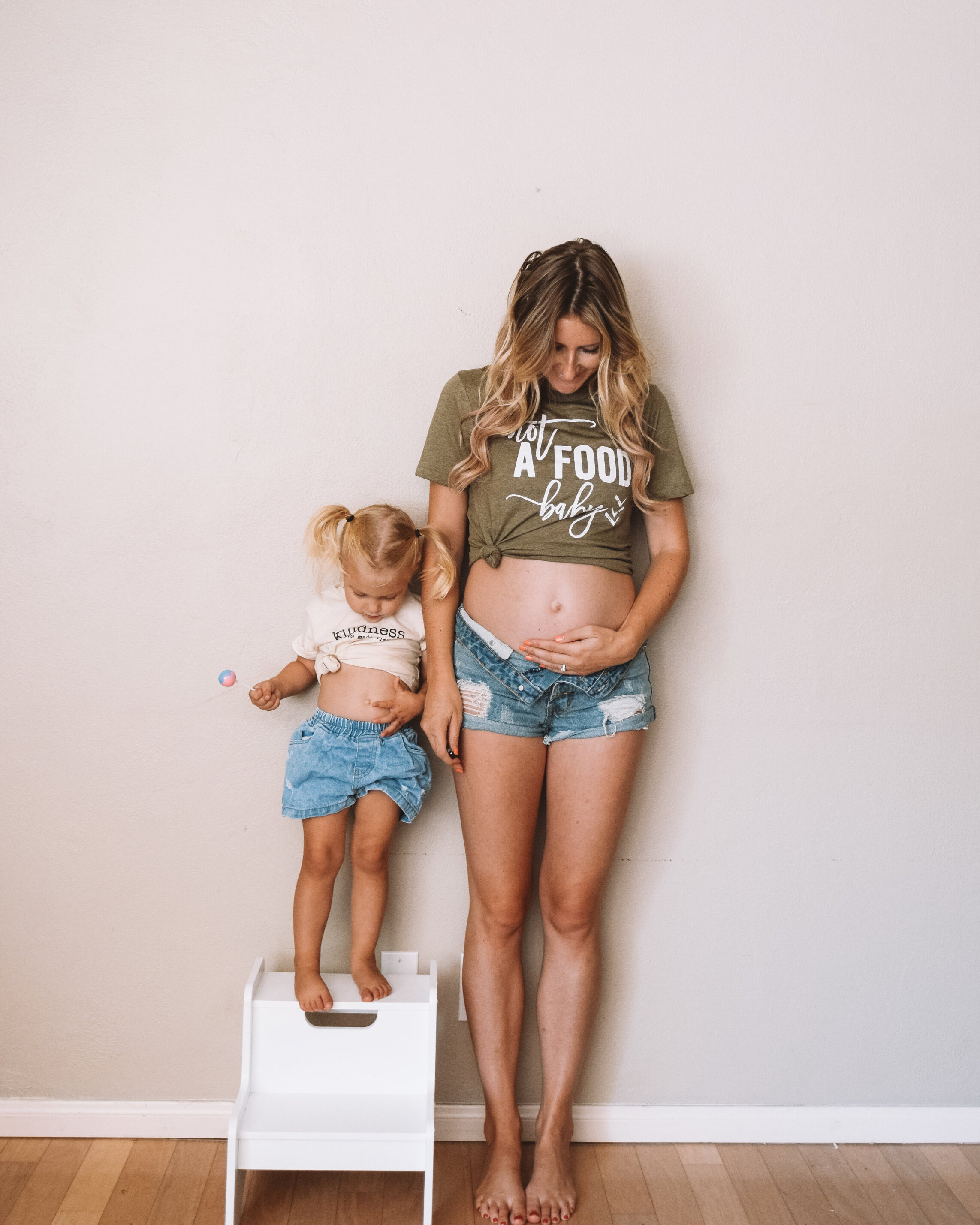 Pregnant Belly Week 13  Funny Pregnancy Shirt of the Week — The  Overwhelmed Mommy Blog