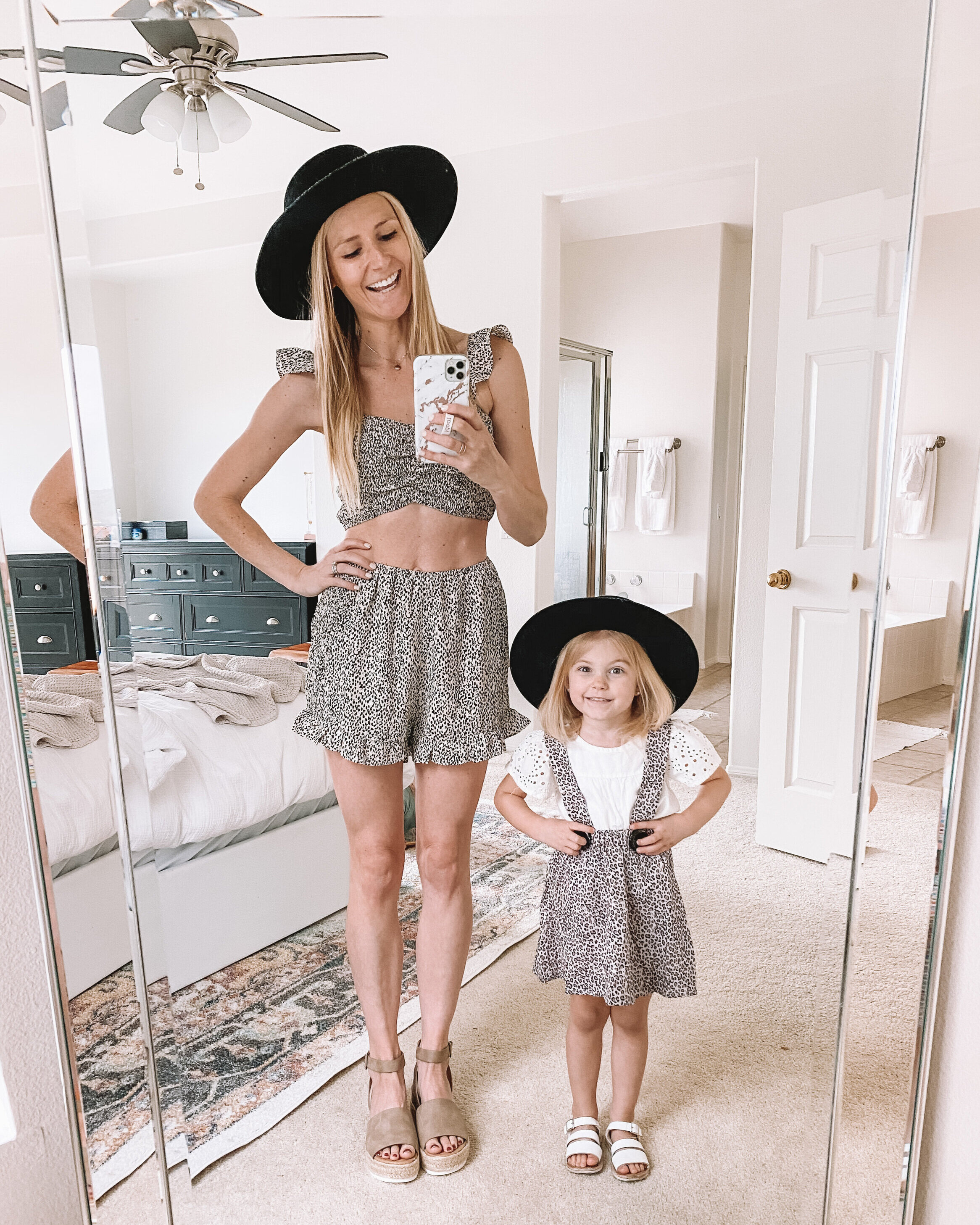 Postpartum Fall Fashion Try-On from Red Dress Boutique — The Overwhelmed  Mommy Blog