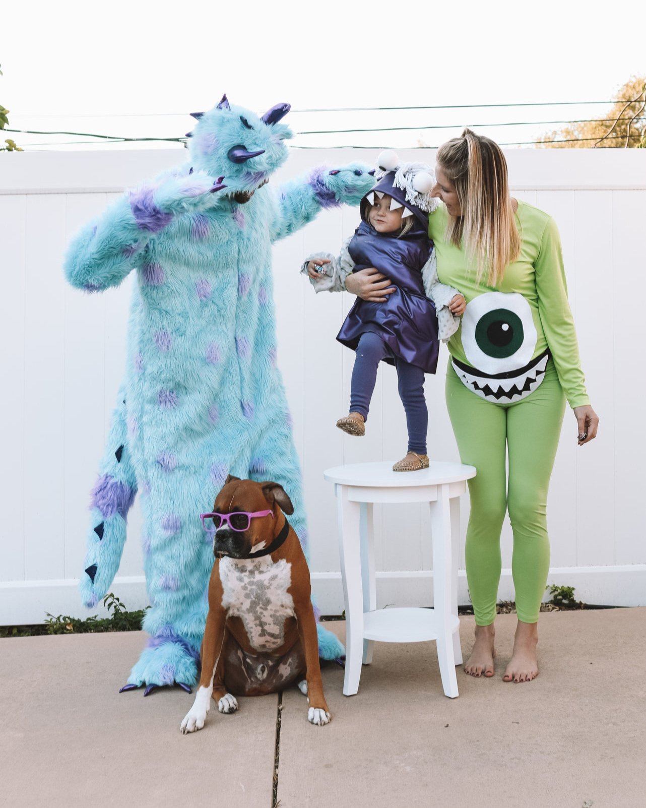Pregnancy Family Halloween Costumes Ideas - Jenn Hallak The Overwhelmed Mommy
