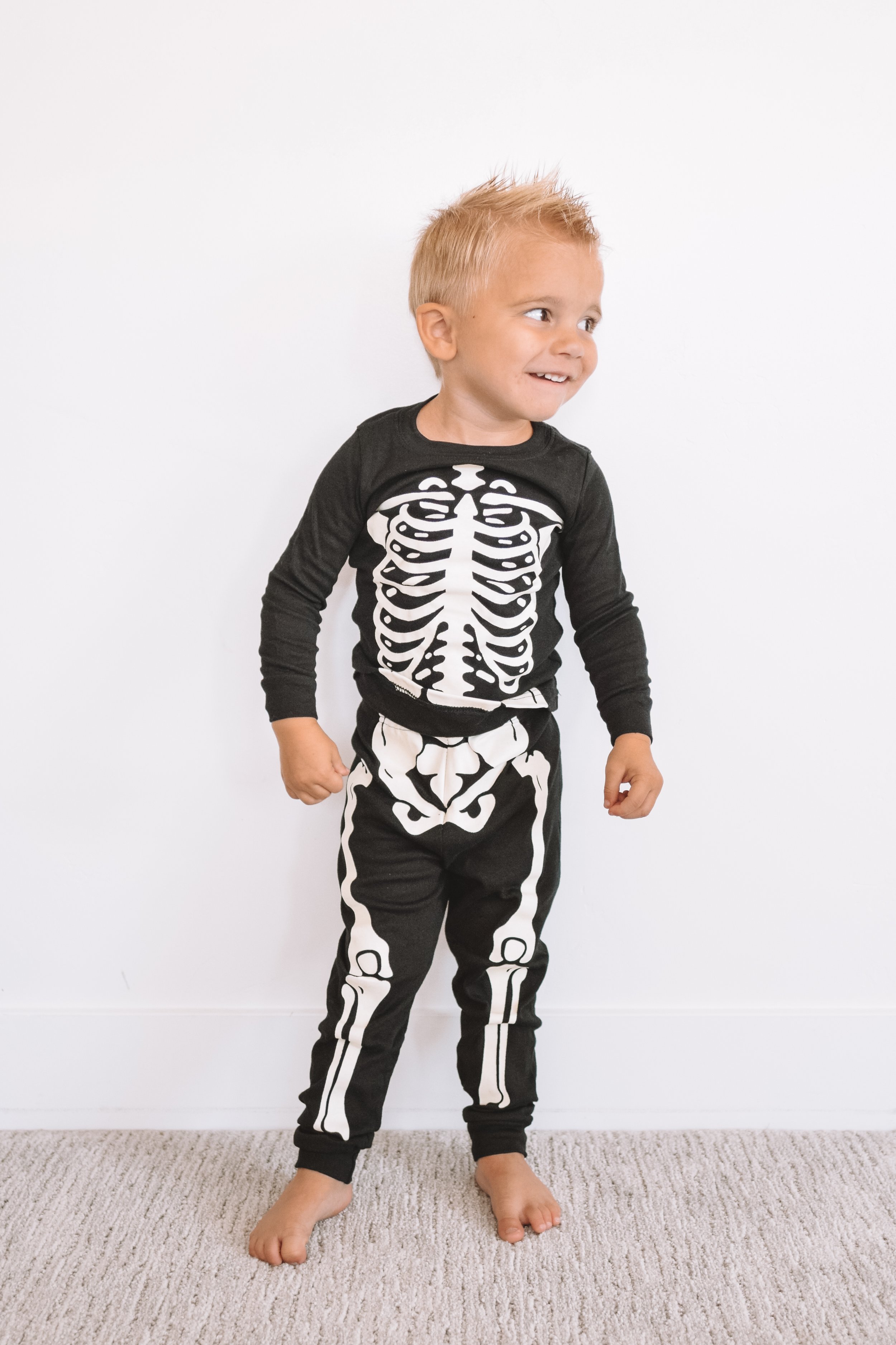 Kids Halloween Pajamas - Glow In The Dark Skeleton Pajamas