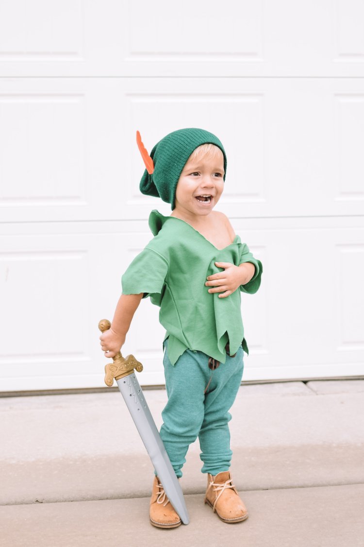 6 Family Halloween Costume Ideas - Kids Peter Pan Costume
