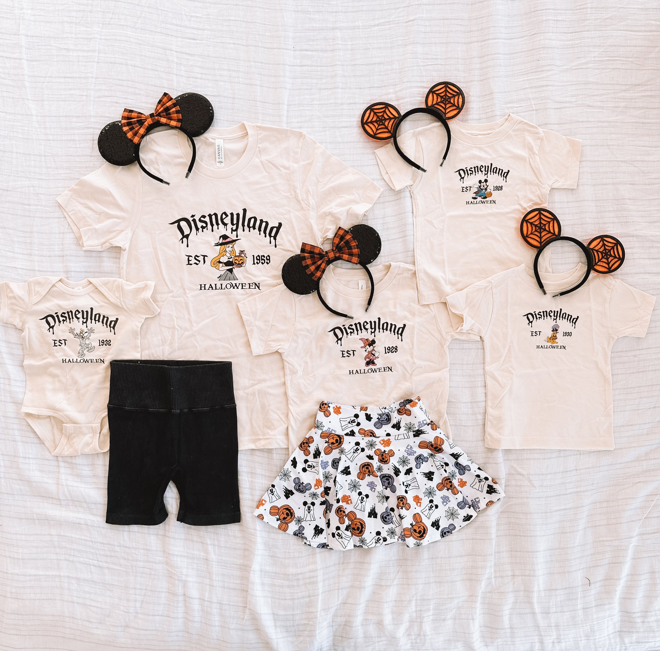Family Disneyland Outfits at Halloween — The Overwhelmed Mommy Blog