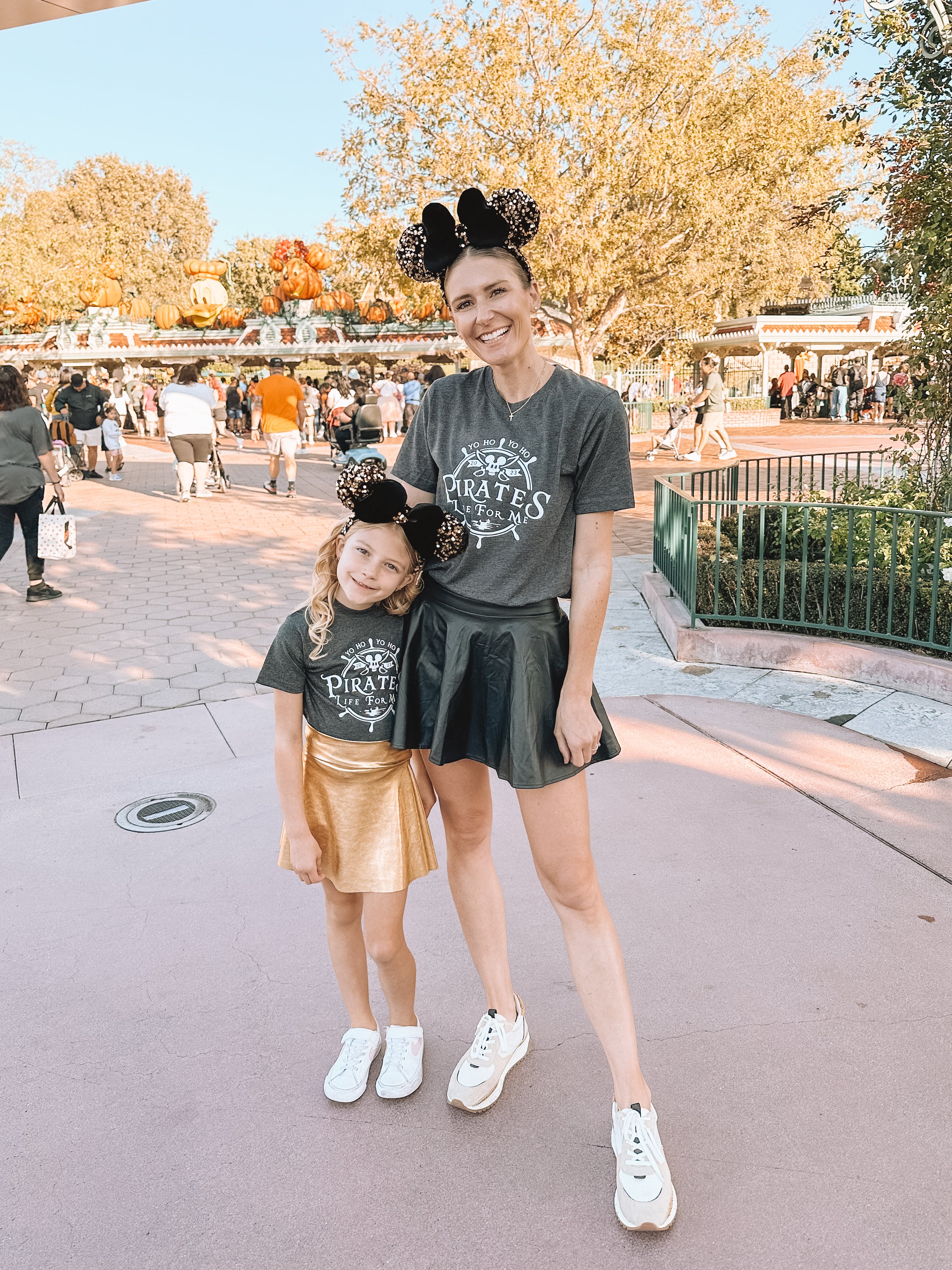 Family Disneyland Outfits  