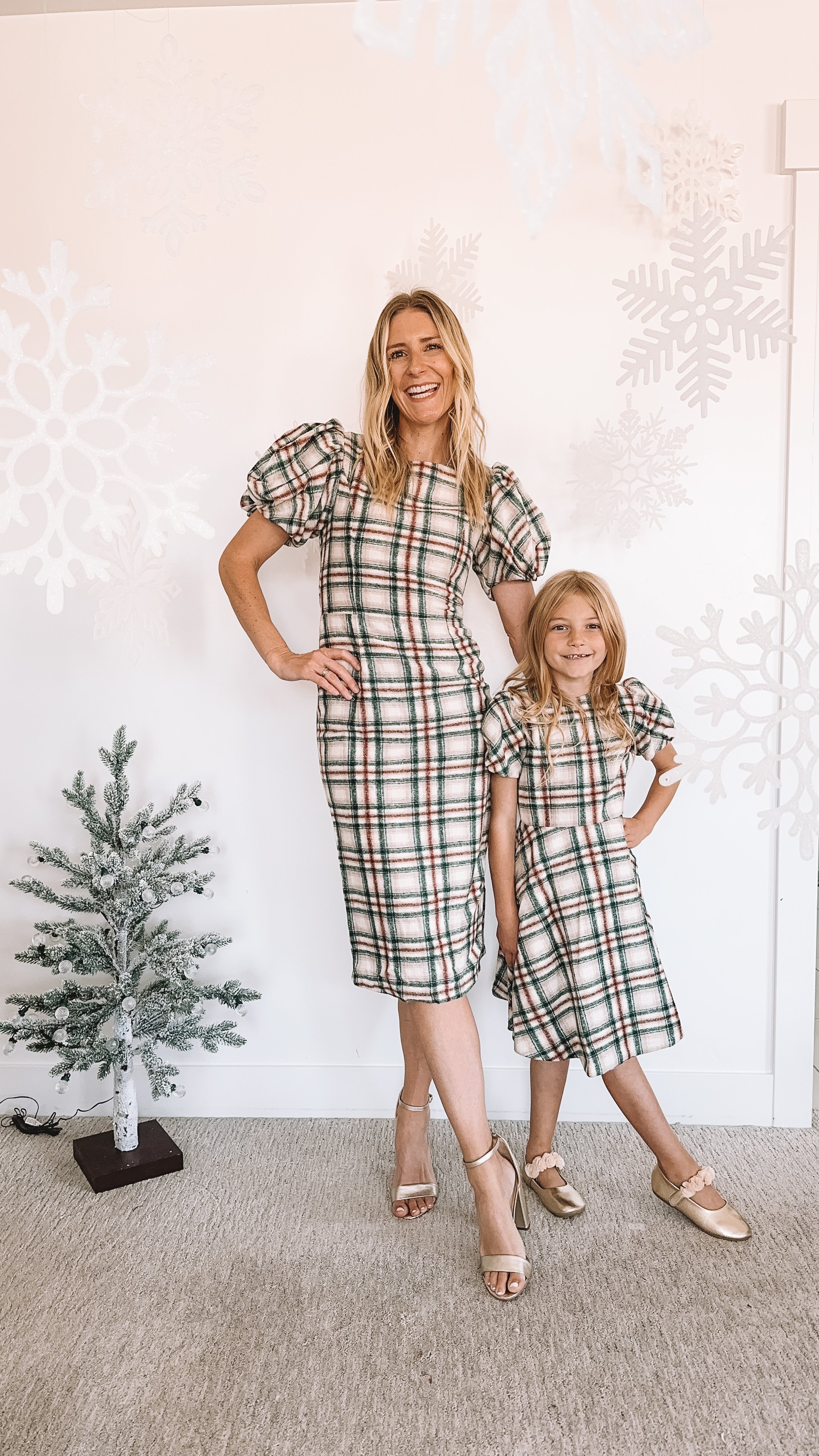 Mommy and Me Holiday Dresses | Ivy City Discount Code: 15JENNHALLAK