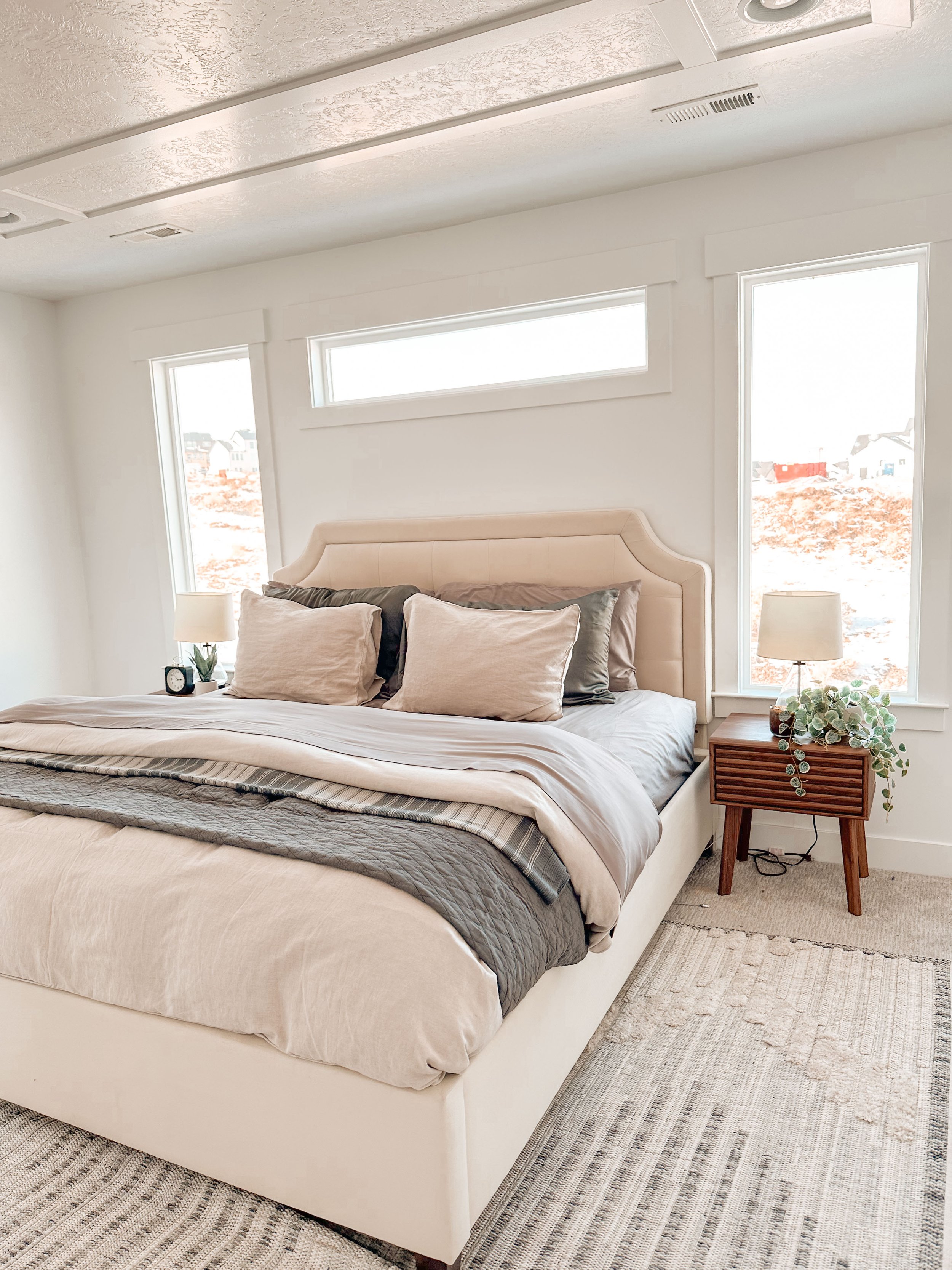 Moody Bedroom Bedding Refresh with Cariloha