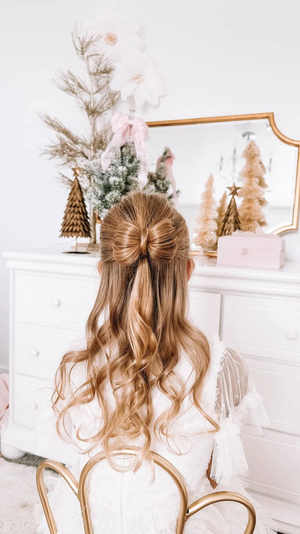 Easy Kids Holiday Hairstyle | The Bow — Jenn Hallak display picture 2