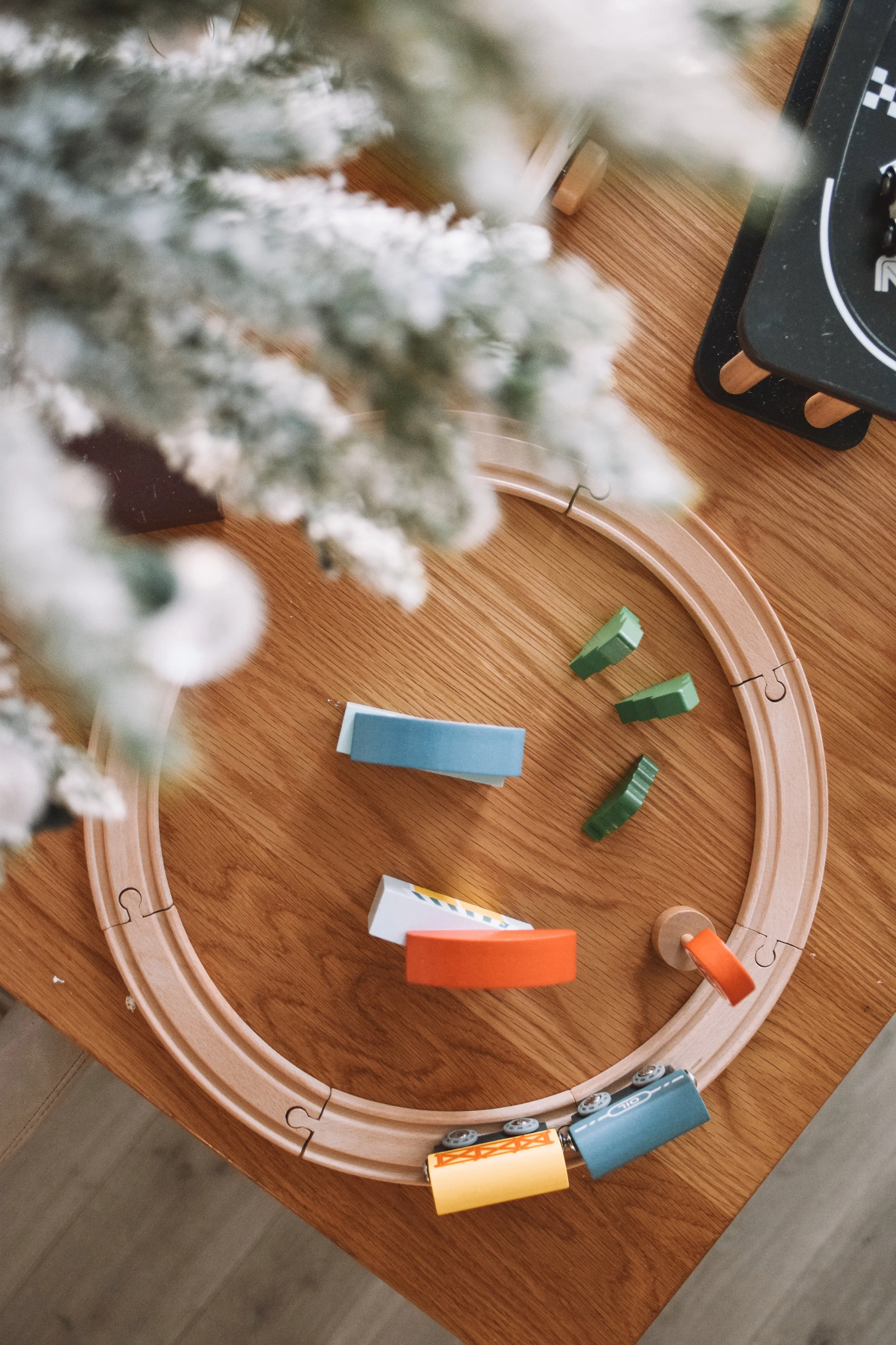 Kids Gift Guide Train Sets, Noah's Ark and Racetrack