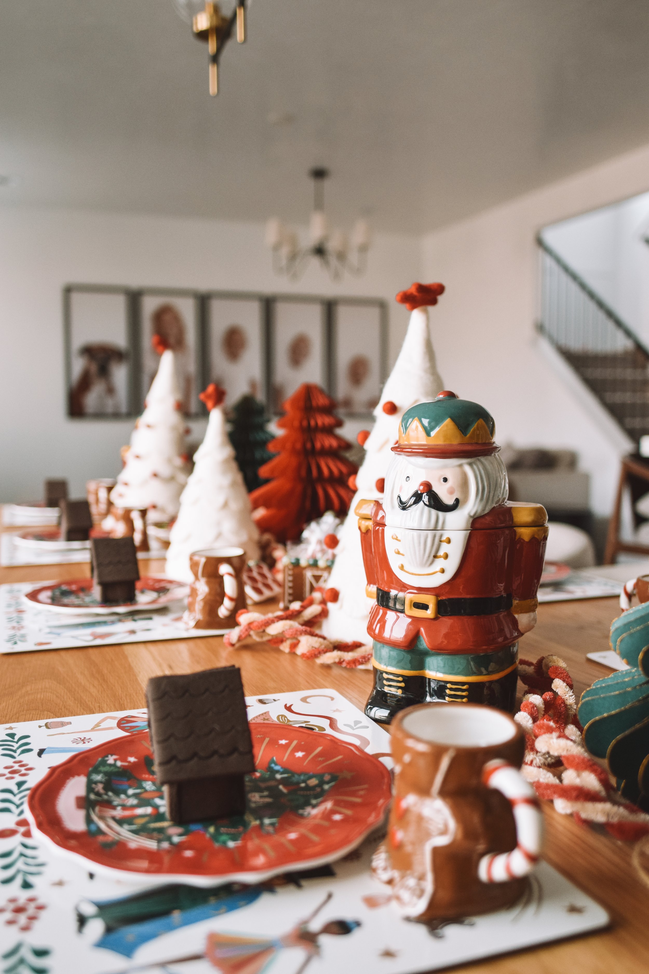 Kids Holiday Gingerbread House Party Tablescape
