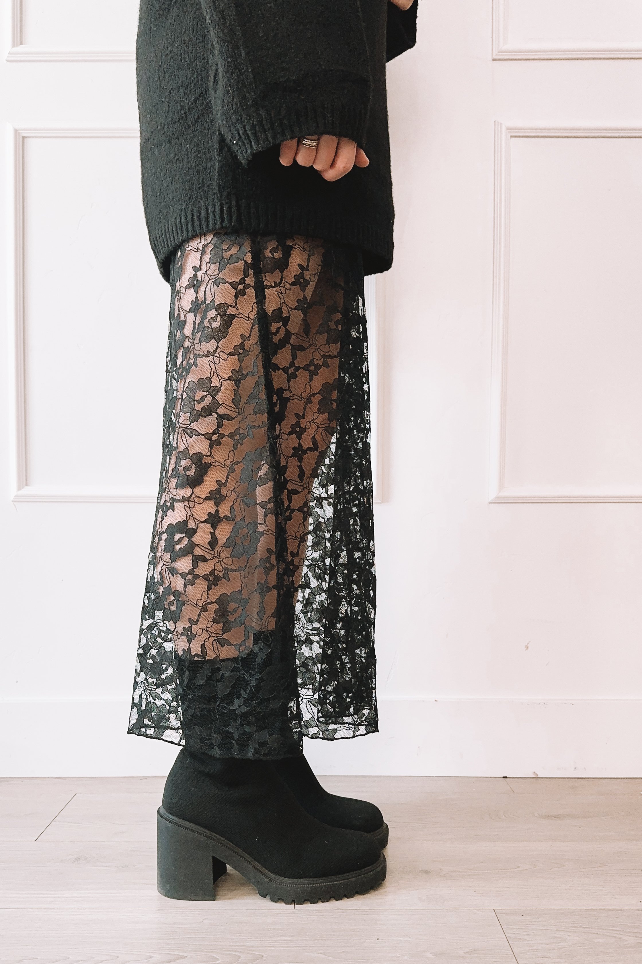 Lace Skirt and Oversized Sweater Winter Outfit