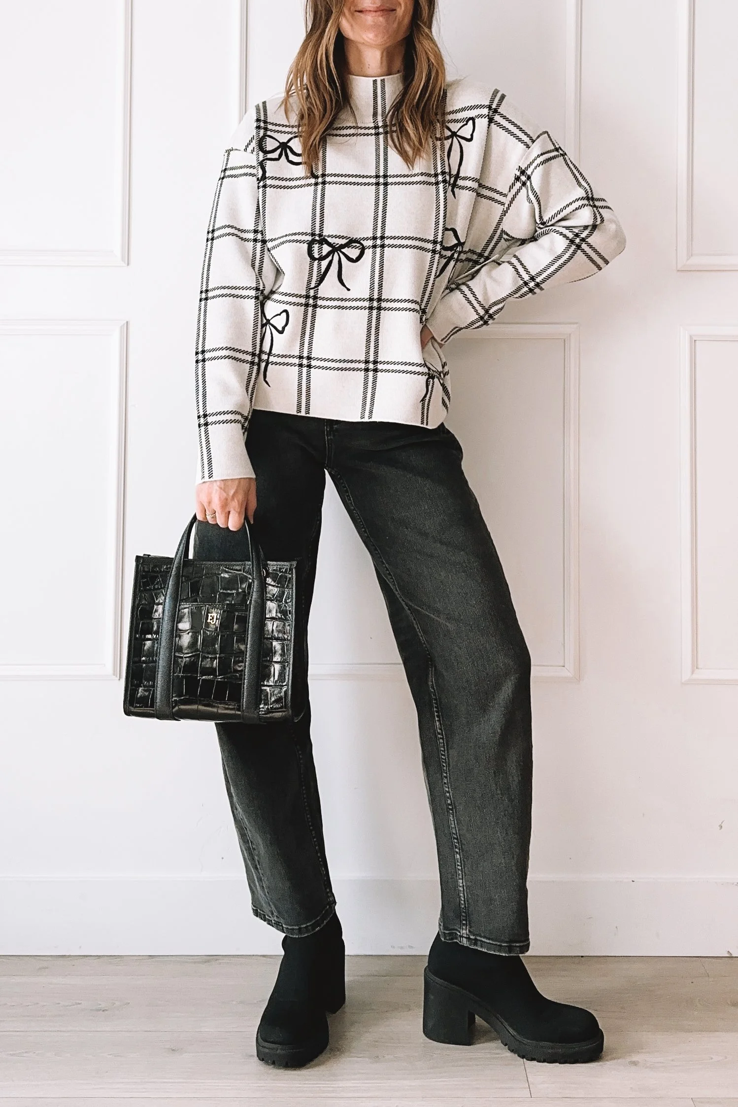Bow Sweater Winter Outfit Idea