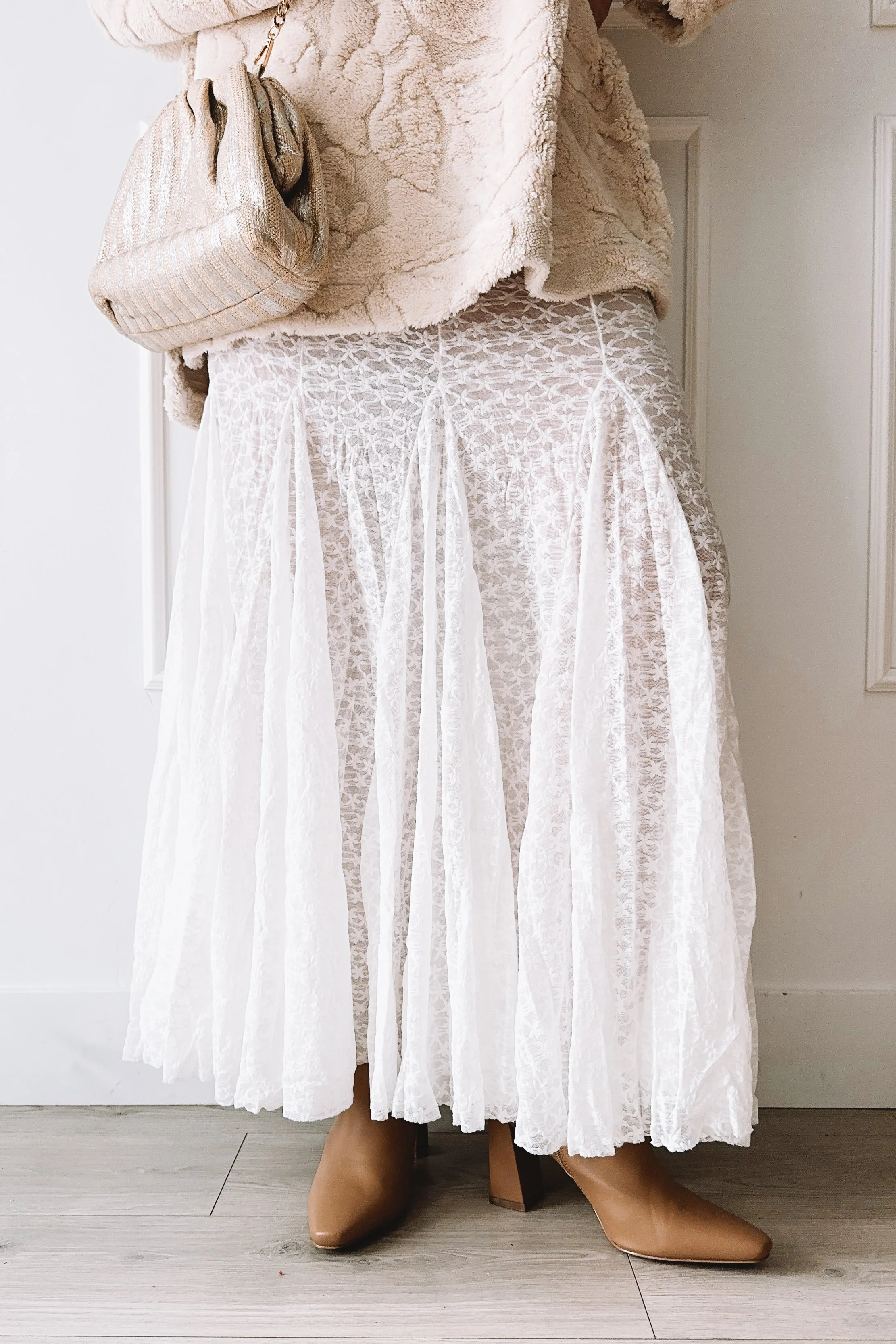 Romantic Winter Outfit with Cream Textured Sweater and White Maxi Skirt