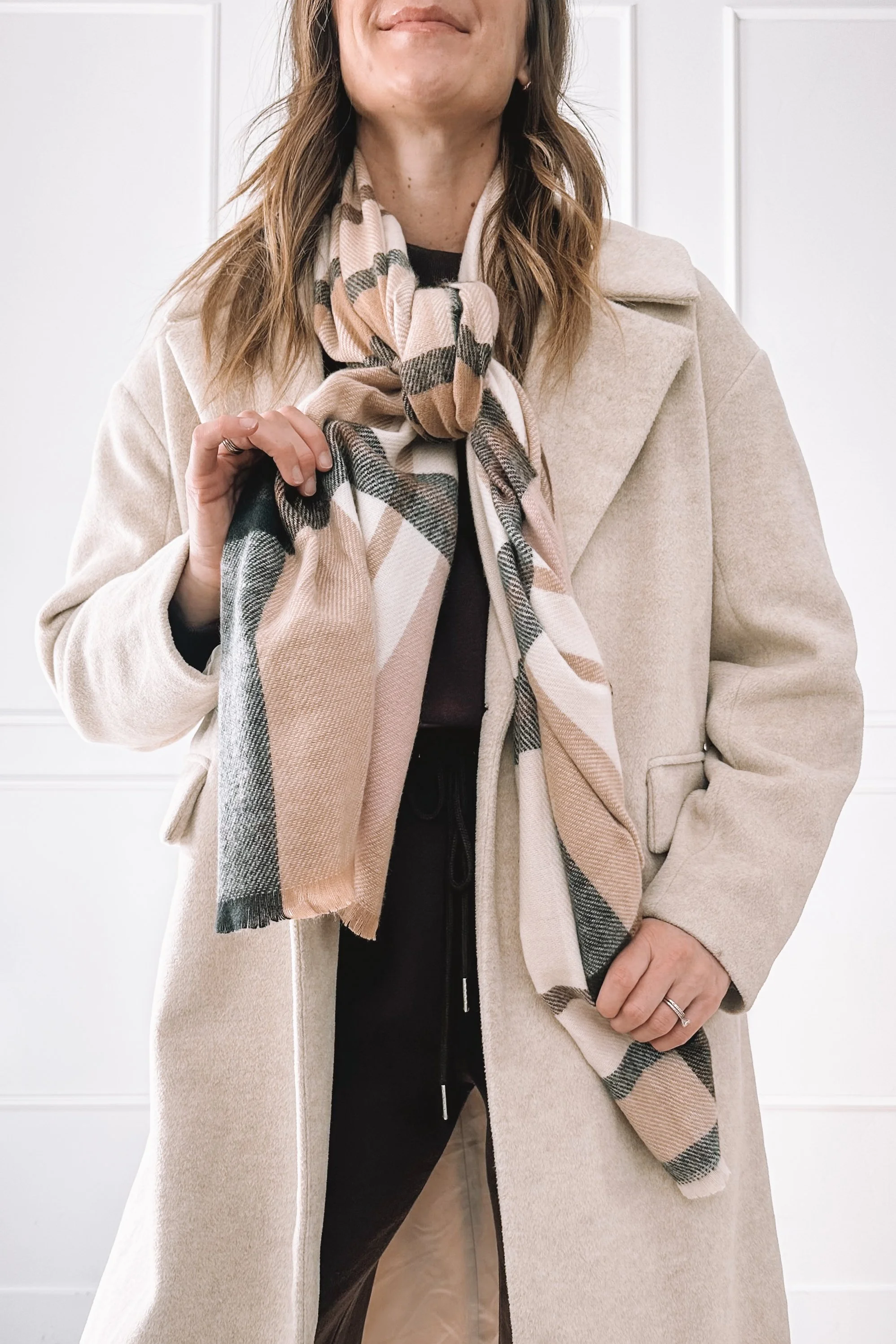 How to Style a Comfy Set to Look Put Together