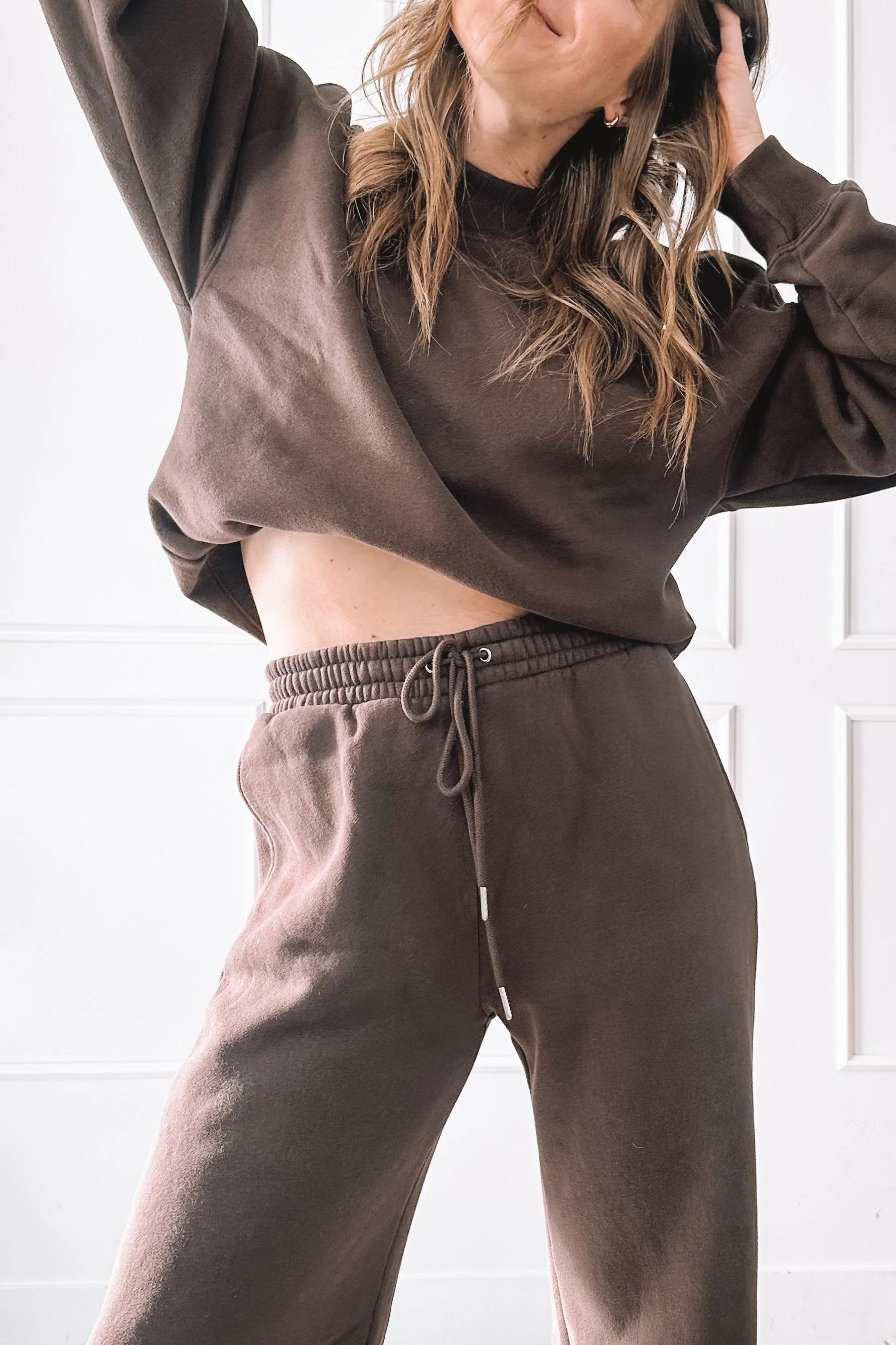 Relaxed Brown Outfit for Cozy Days