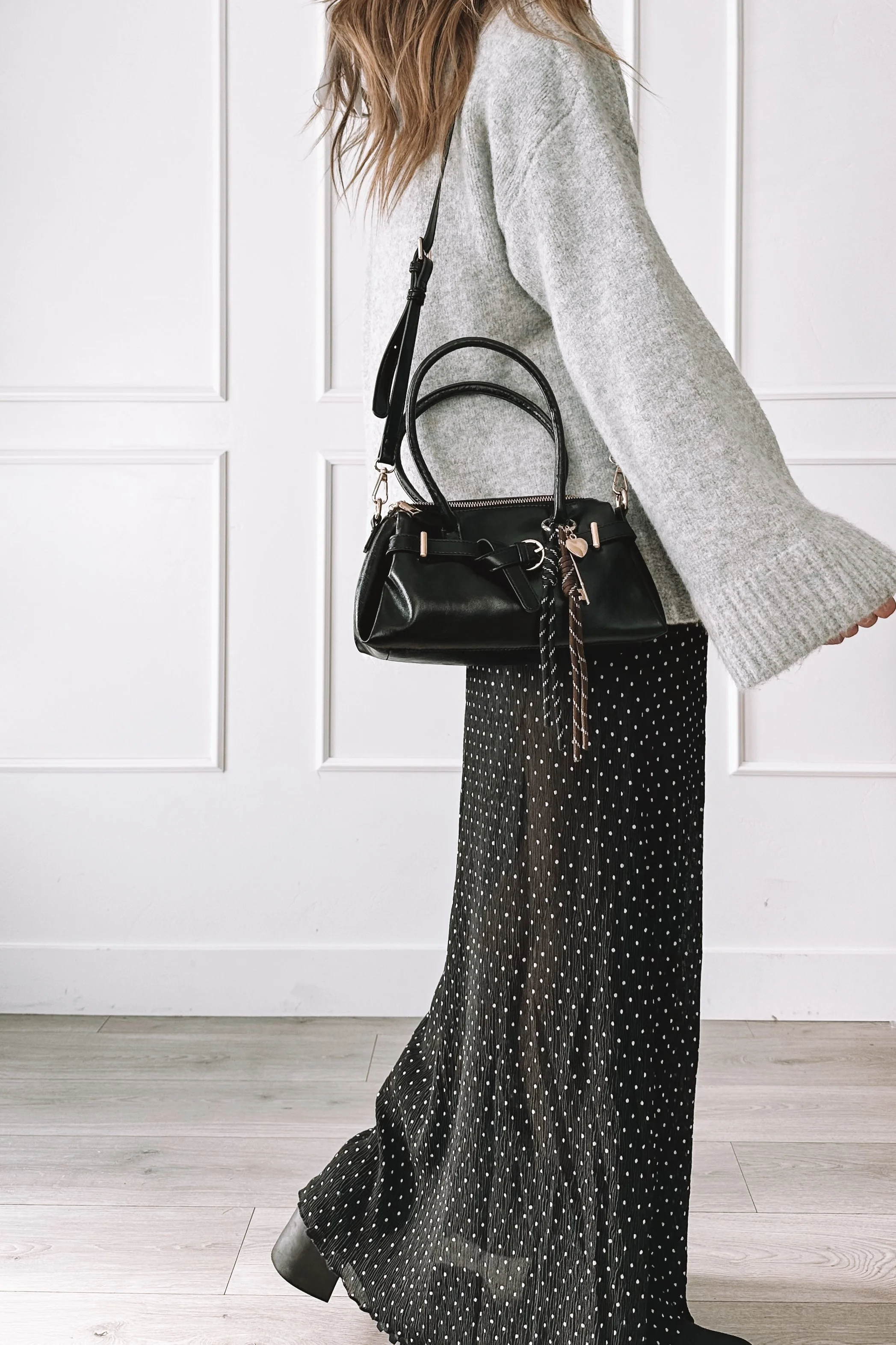 Comfy Elevated Mom Outfit with Oversized Sweater and Midi Skirt