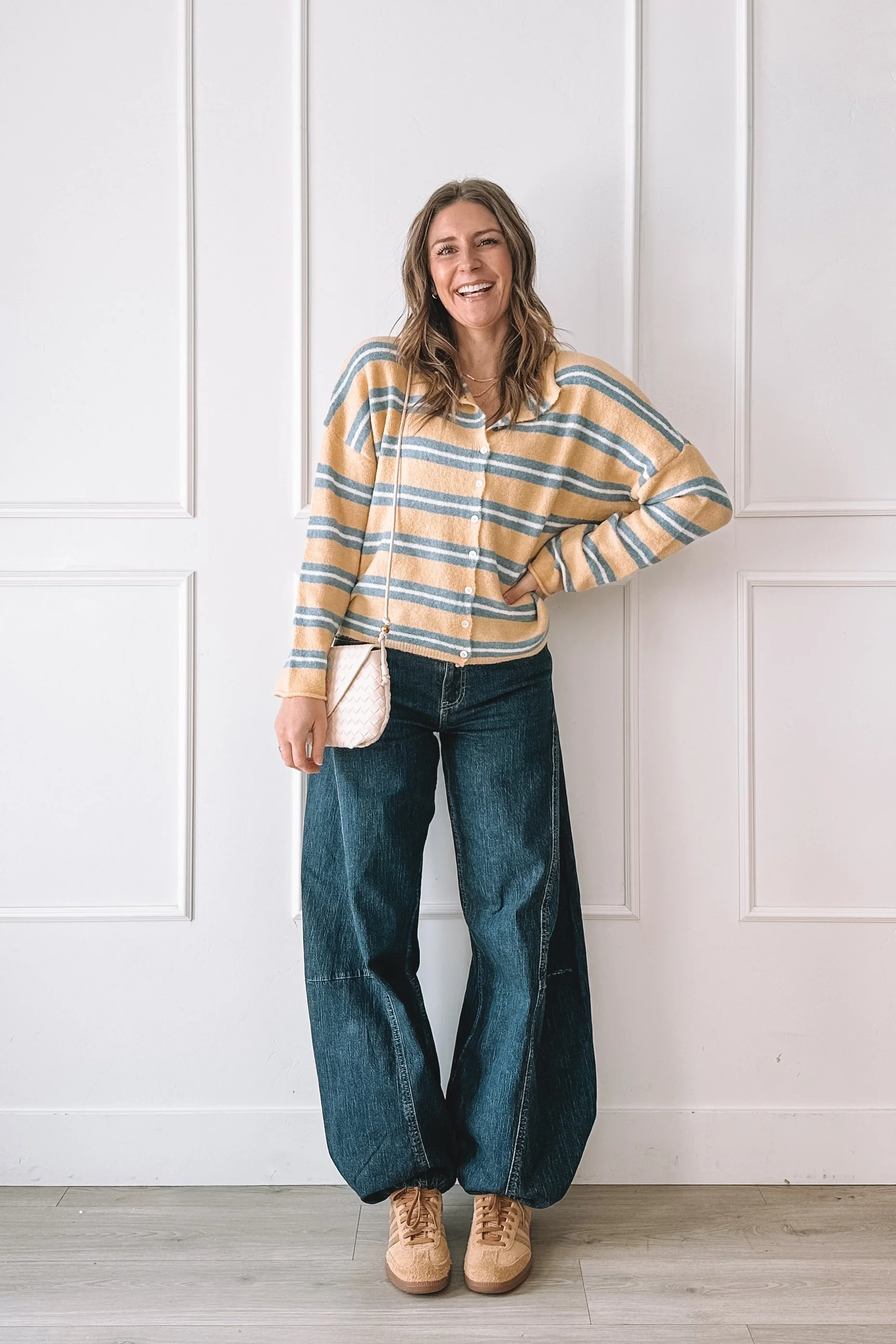 Easy everyday outfit with Bohme top and Abercrombie jeans