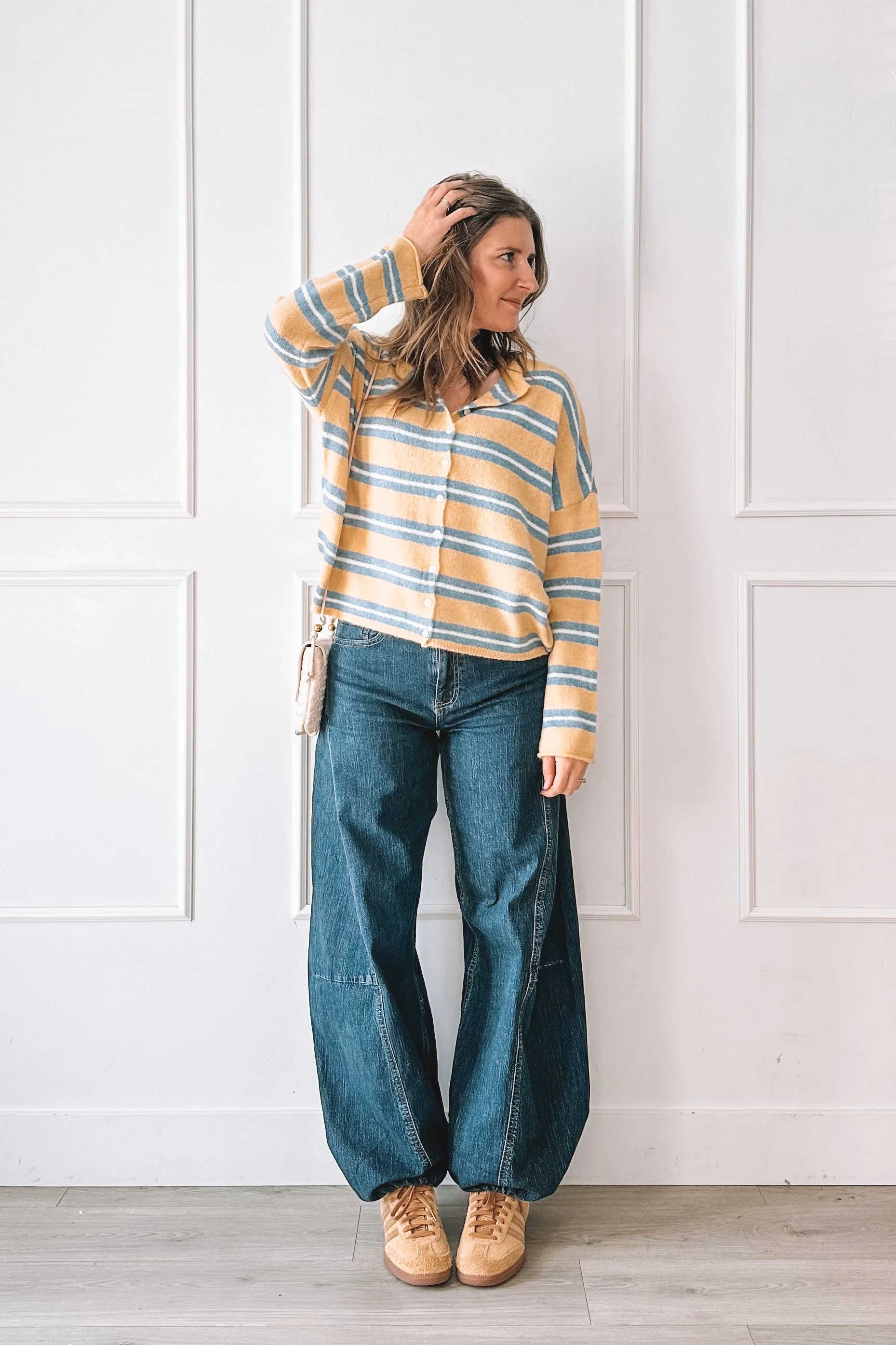 Easy everyday outfit with Bohme top and Abercrombie jeans
