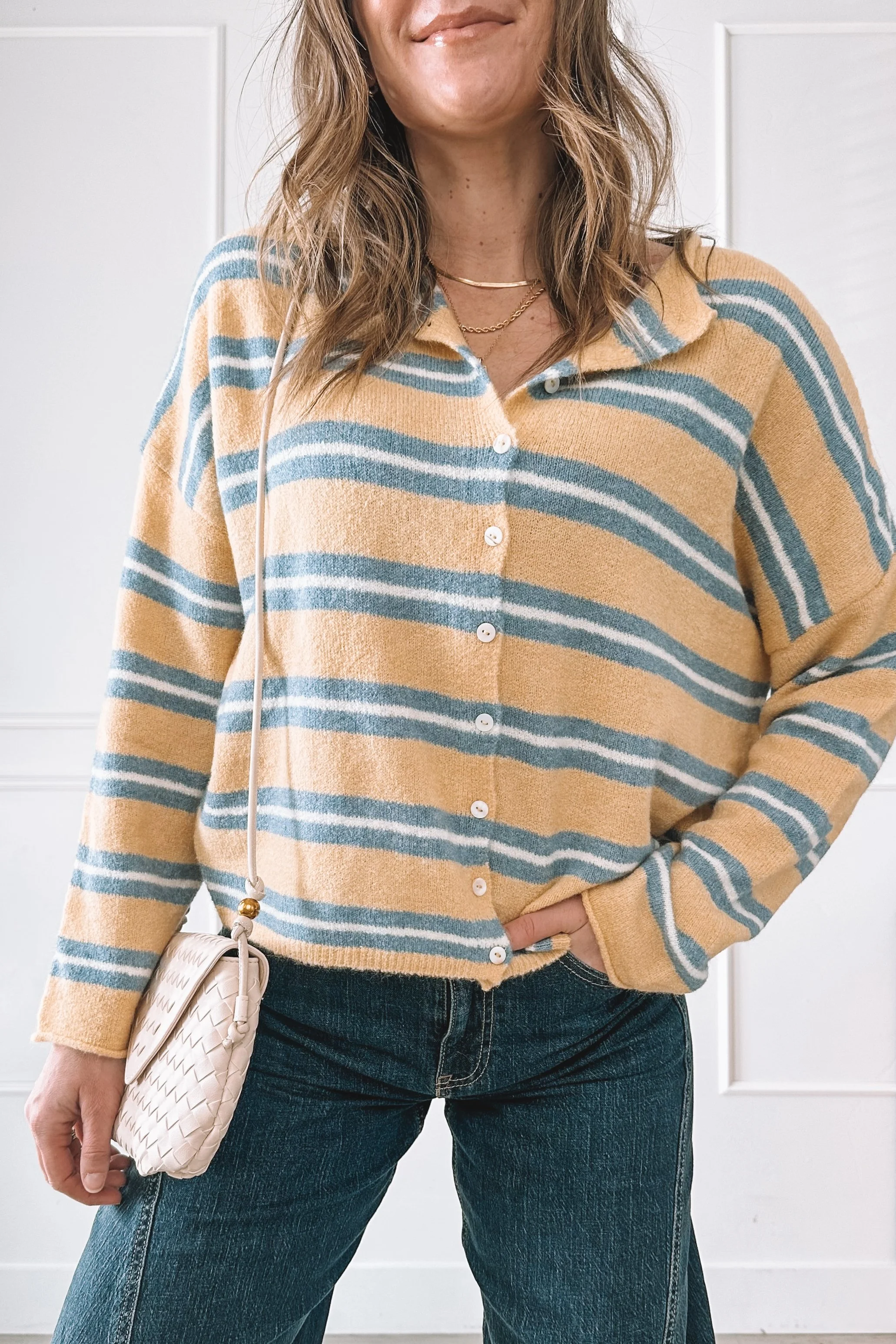 Easy everyday outfit with Bohme top and Abercrombie jeans