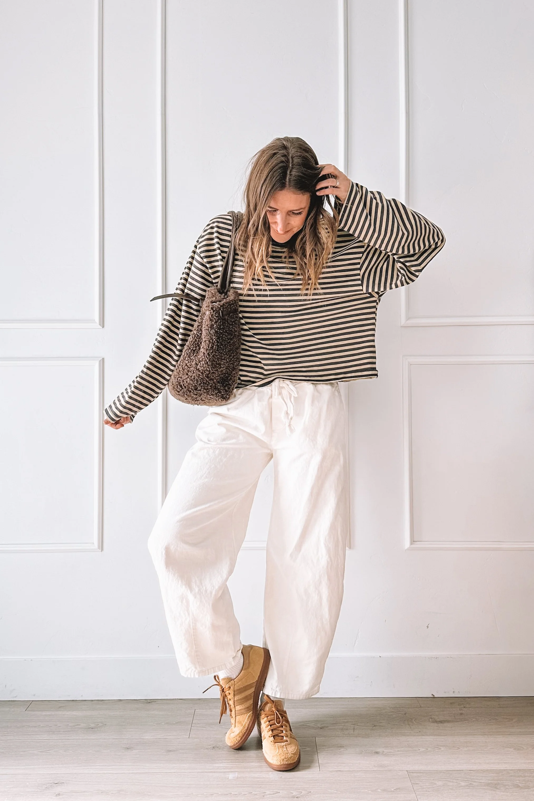 comfy but put together everyday outfit white barrel jeans