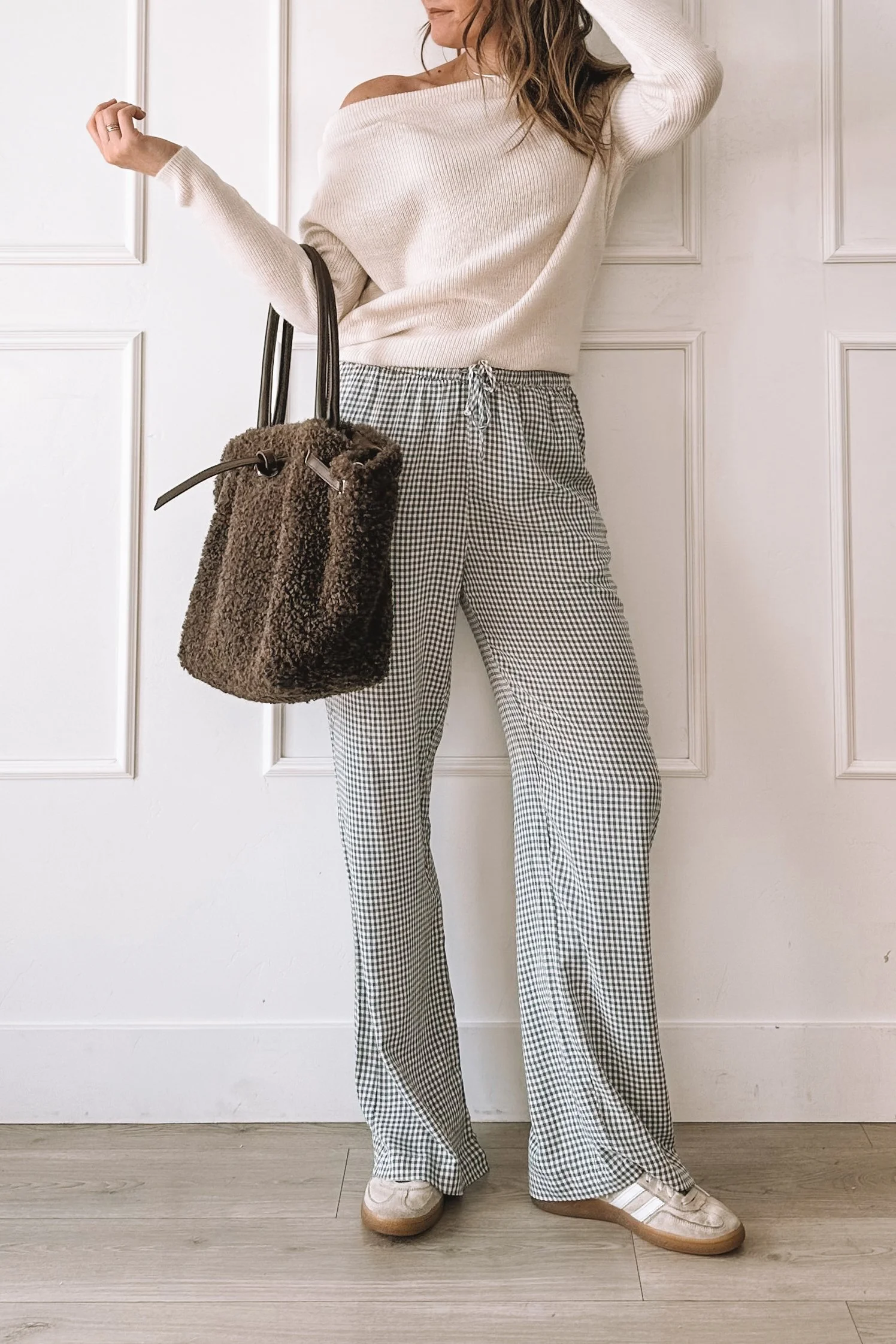 An Easy Comfy but Put Together Outfit for Everyday Life