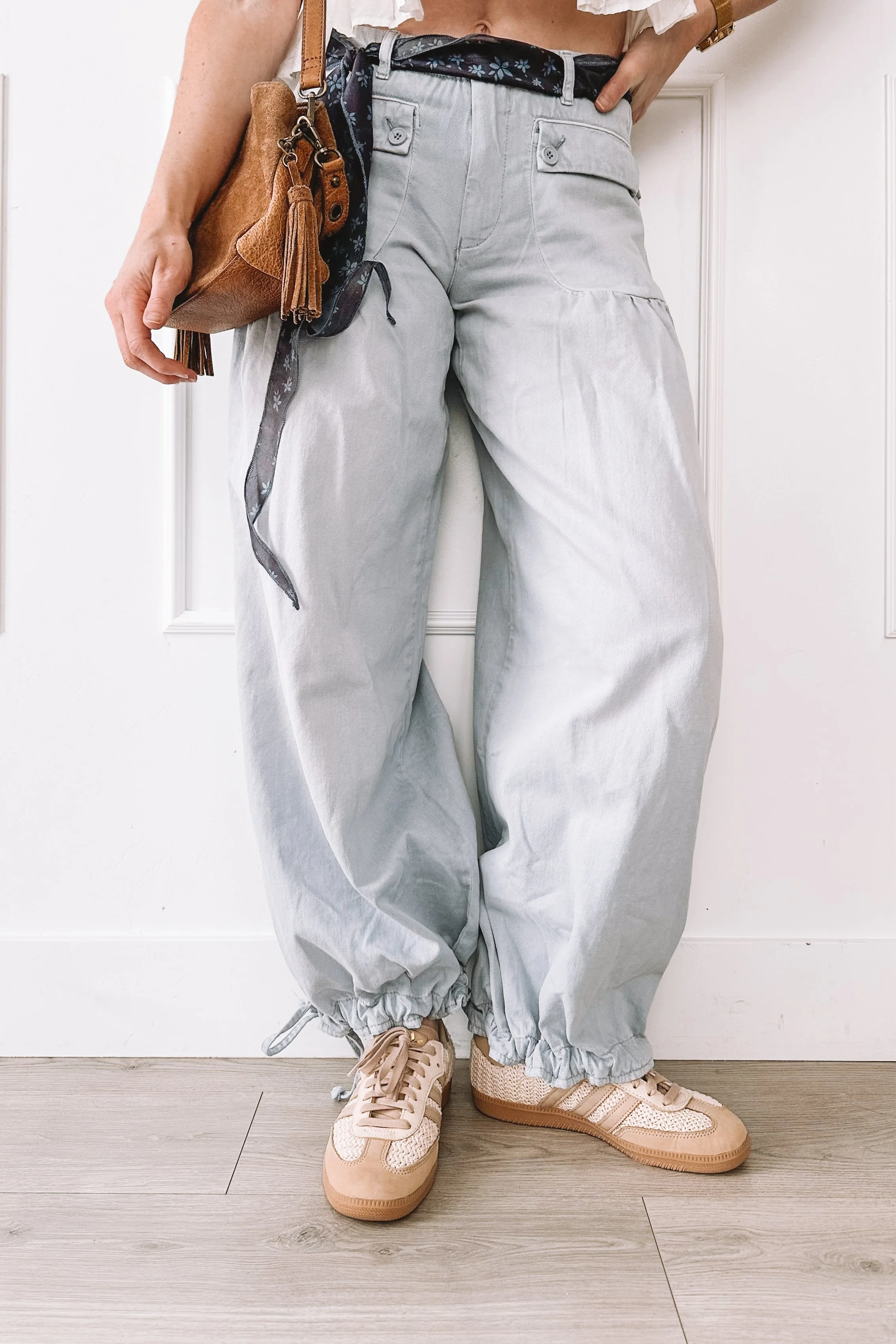 comfortable everyday outfit with wide leg pants