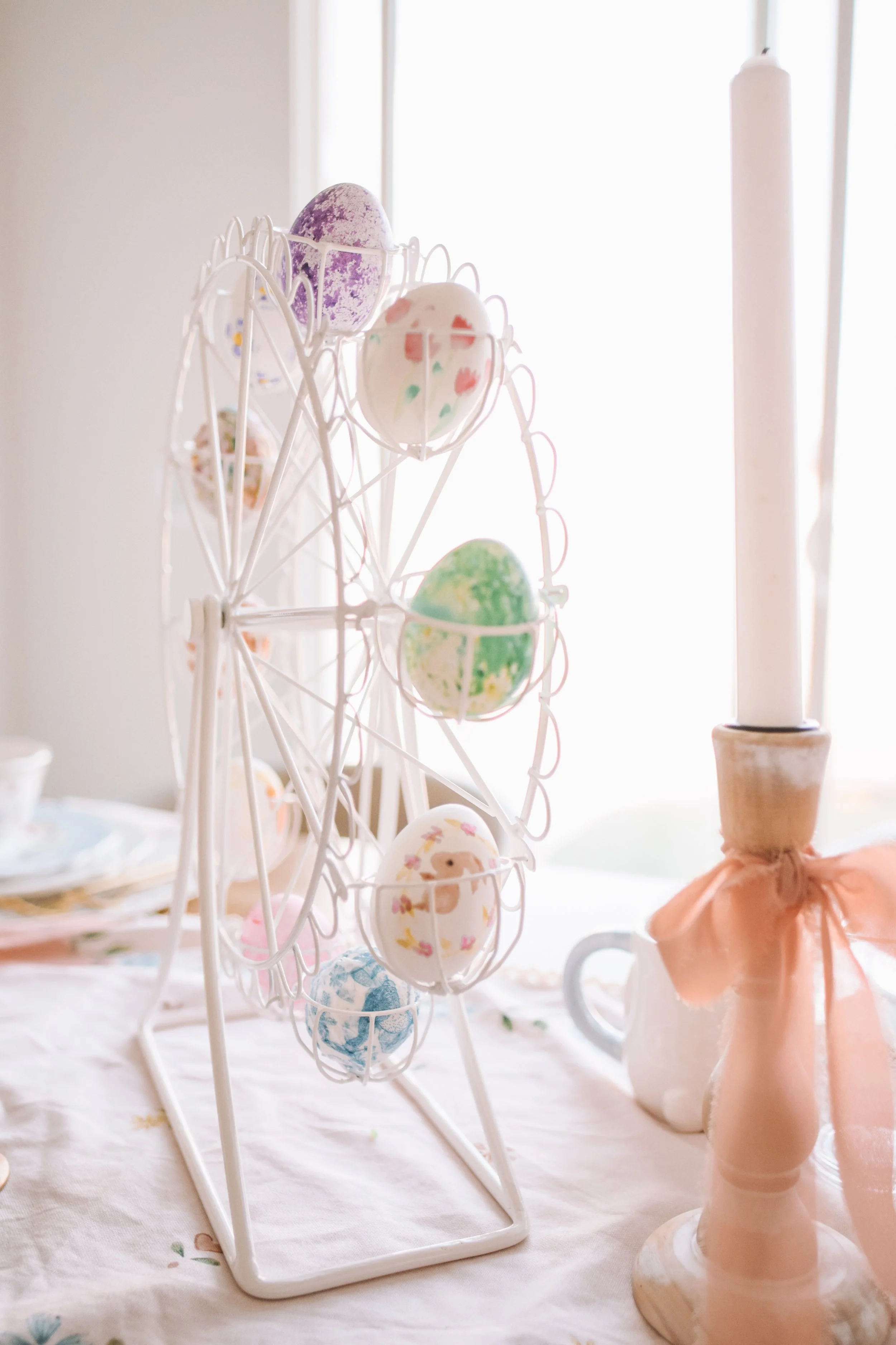 3 Unique Easter Egg Decorating Ideas