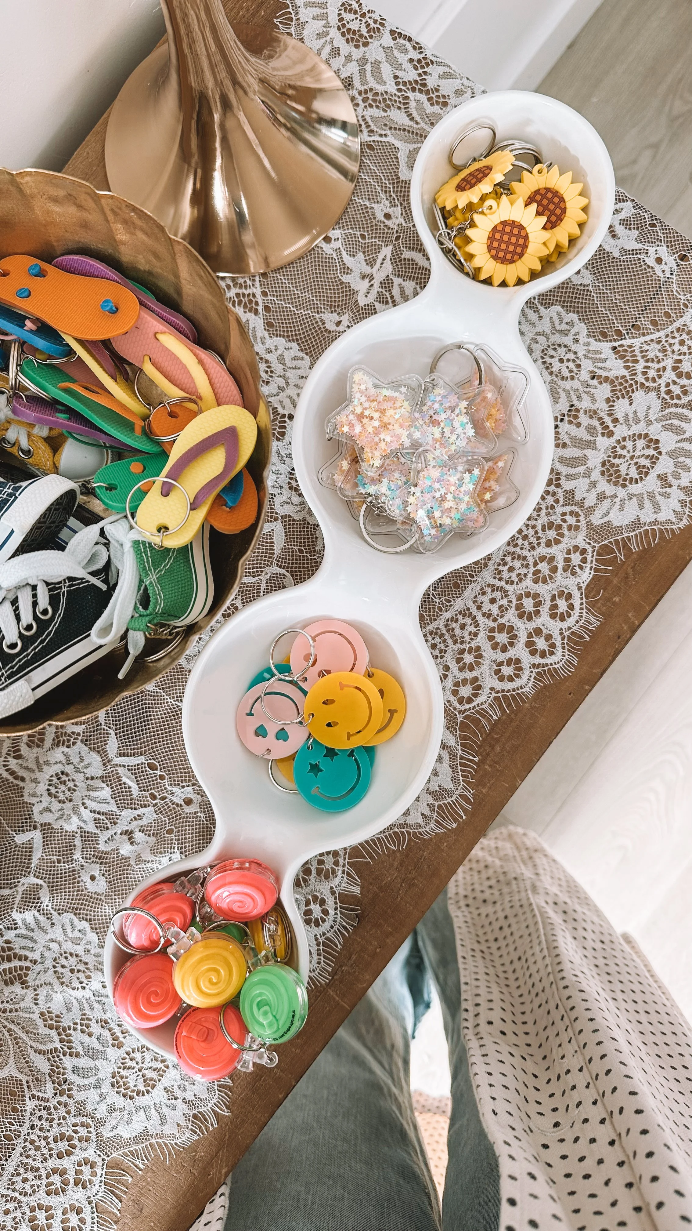 DIY purse party favor station for girls birthday party