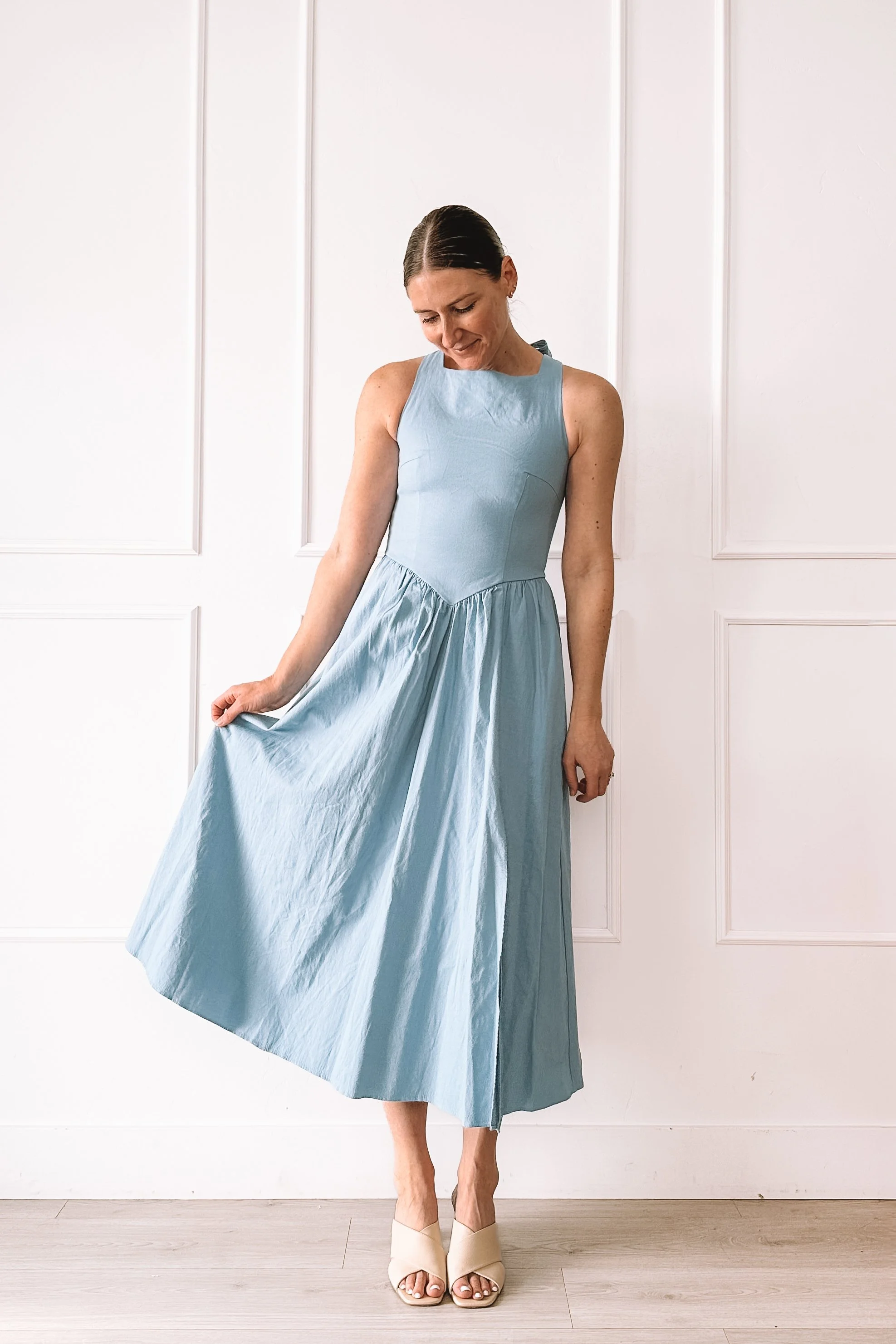 astr the label blue linen midi dress outfit