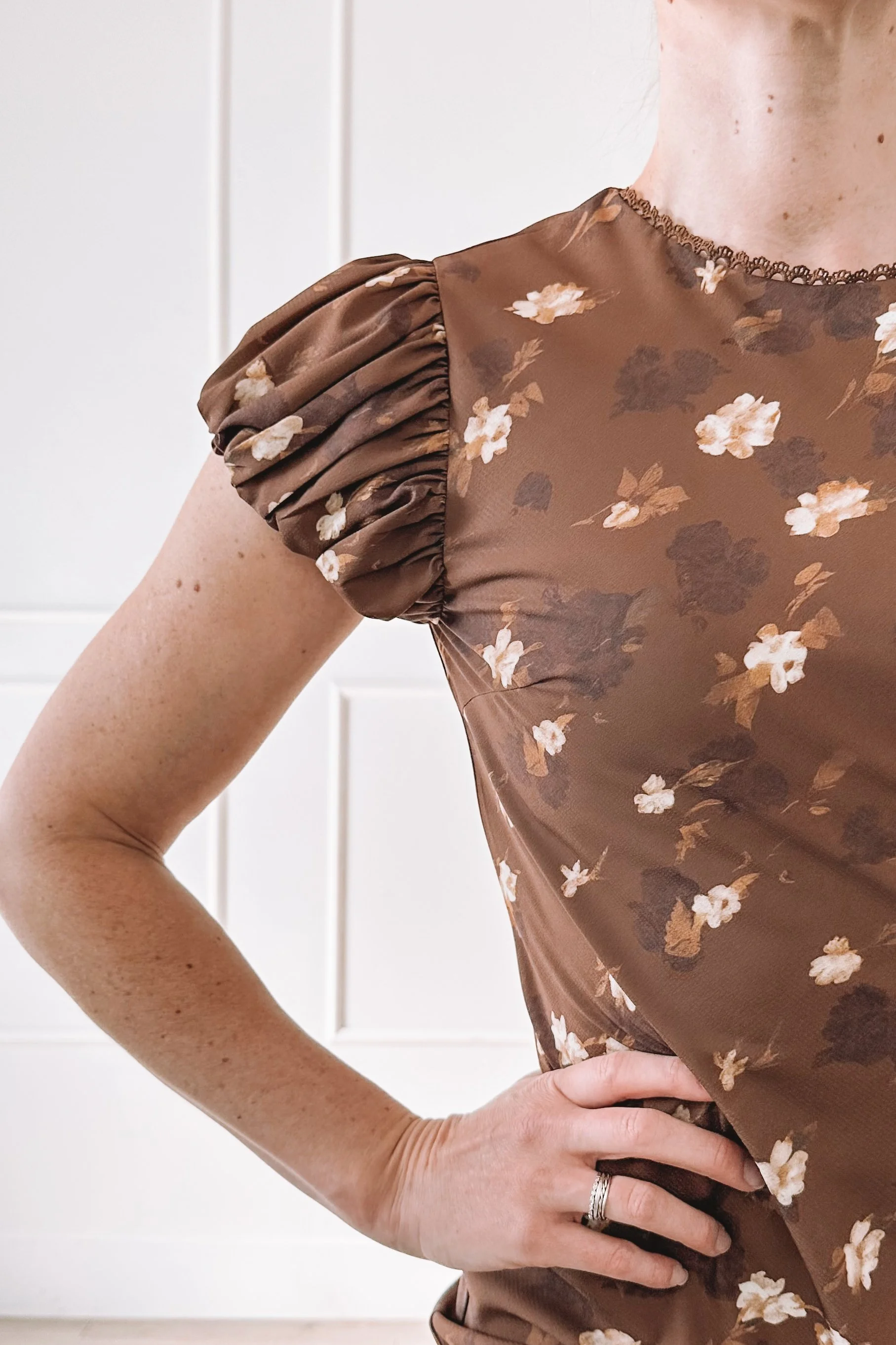 brown floral midi dress outfit