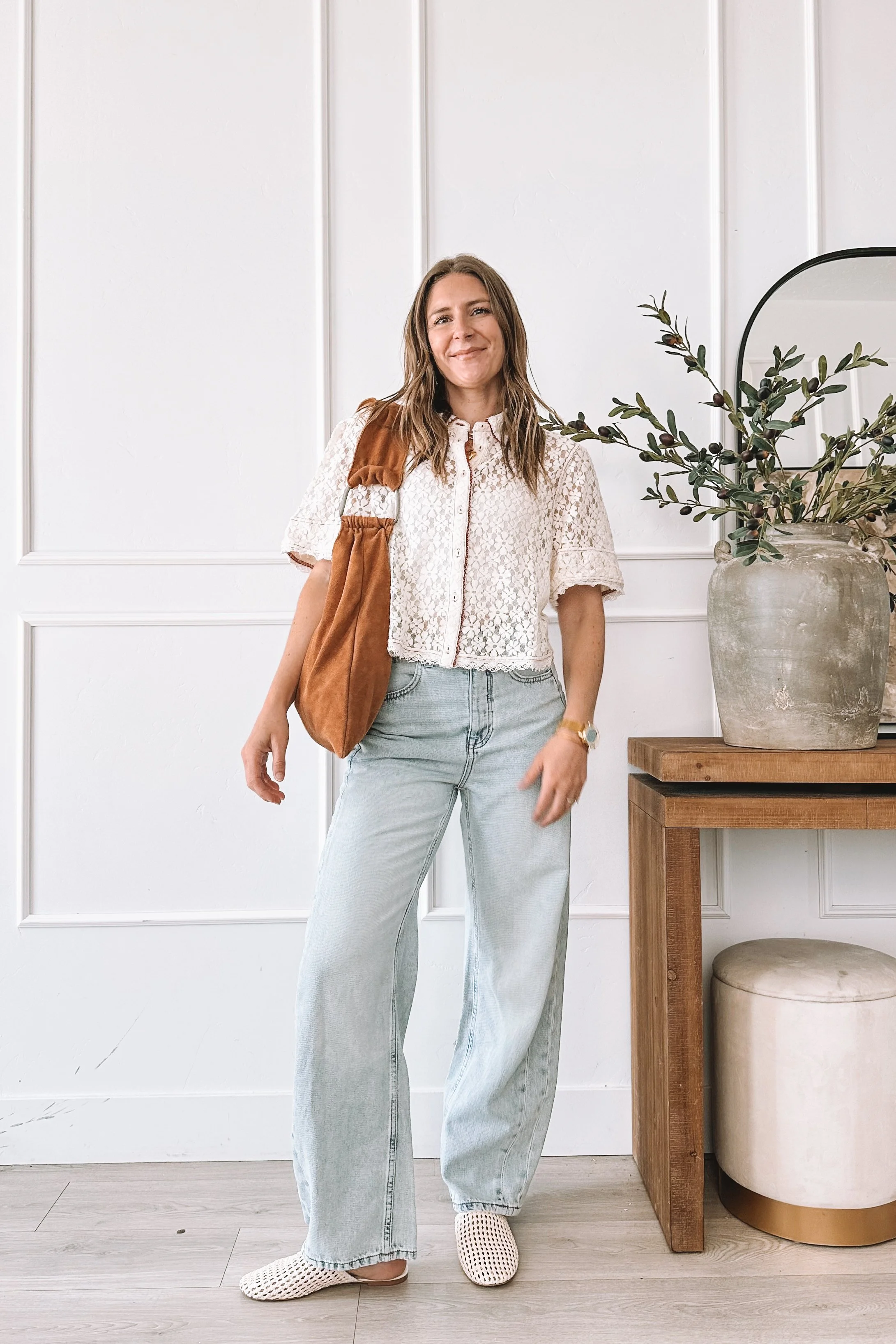 Simple Outfit Wide Leg Jeans Lace Top