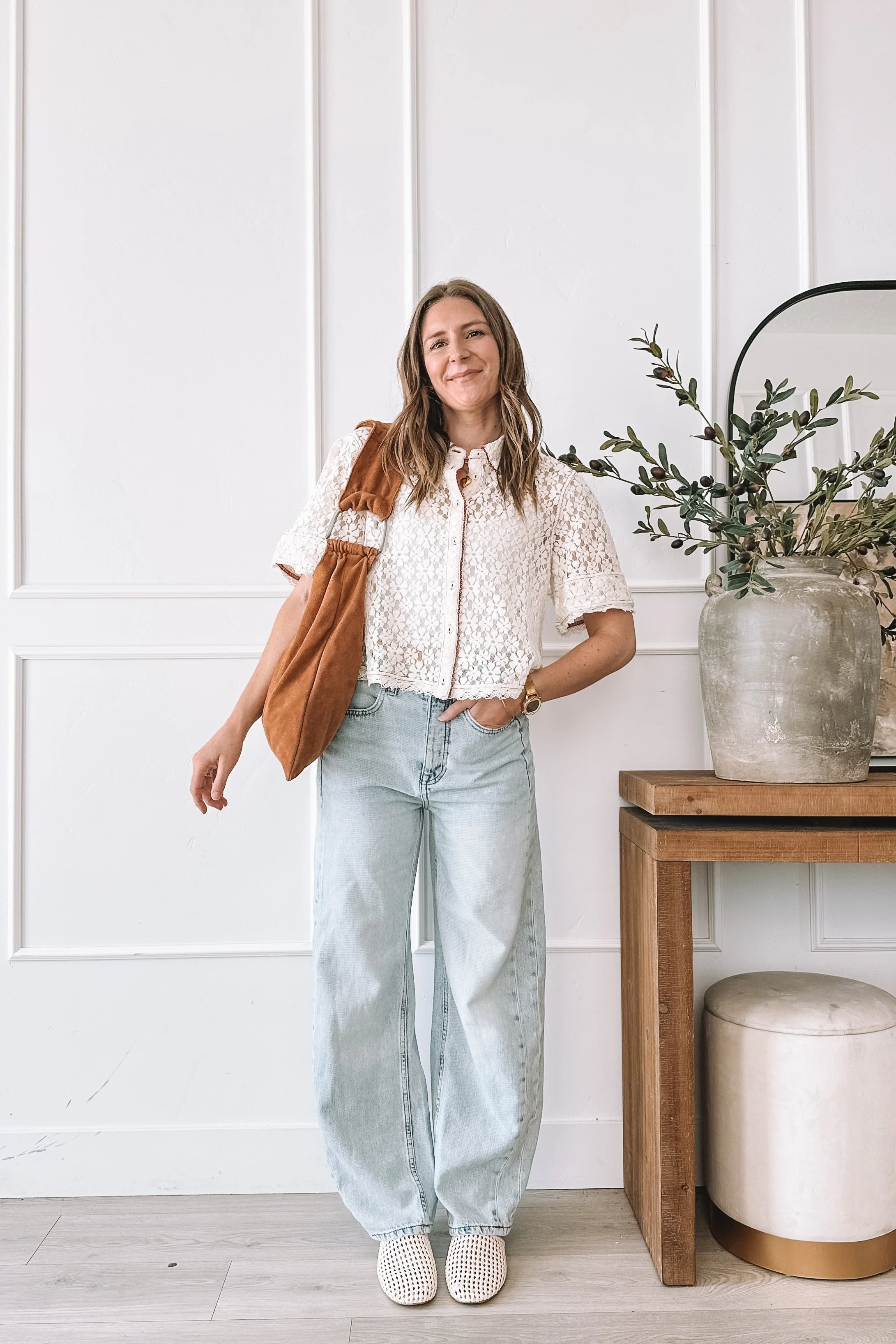 Simple Outfit Wide Leg Jeans Lace Top