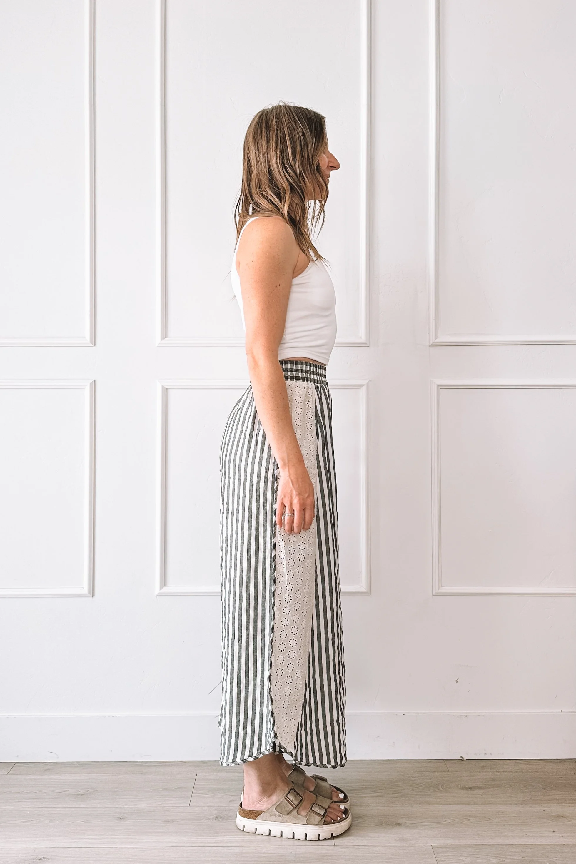 Striped Wide Leg Pants Casual Outfit