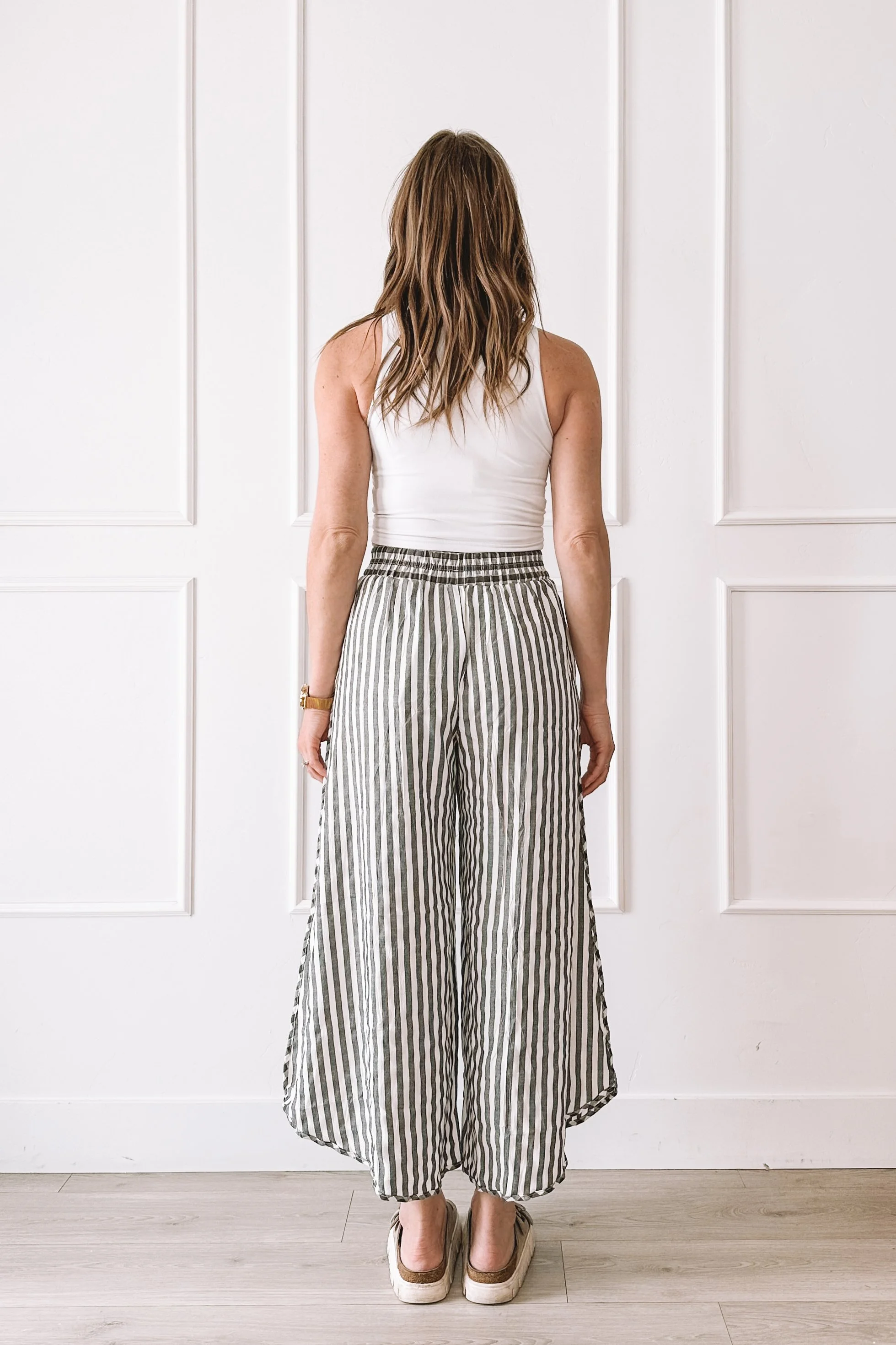 Striped Wide Leg Pants Casual Outfit