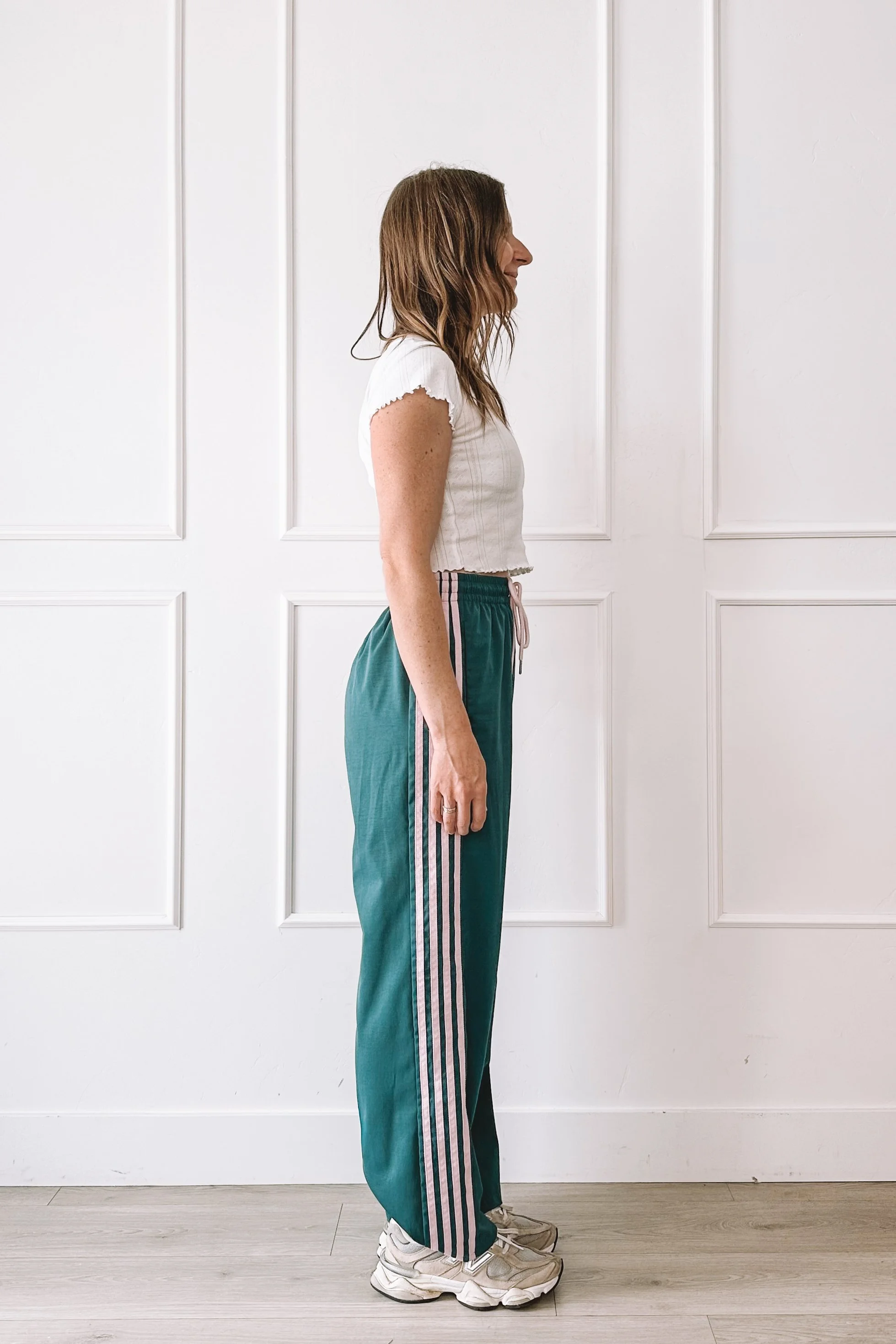 Green Lightweight Wide Leg Pants Outfit
