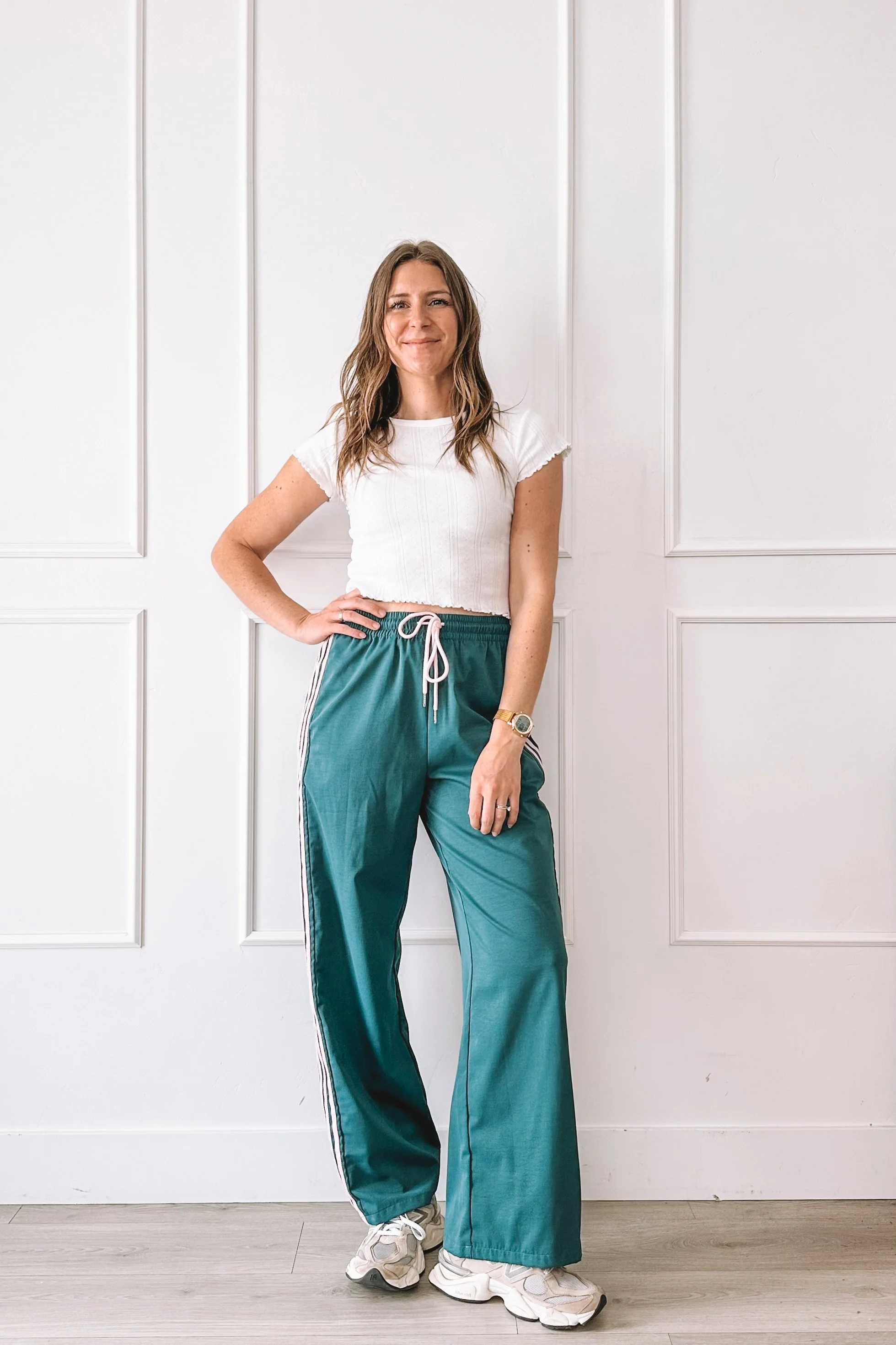Green Lightweight Wide Leg Pants Outfit