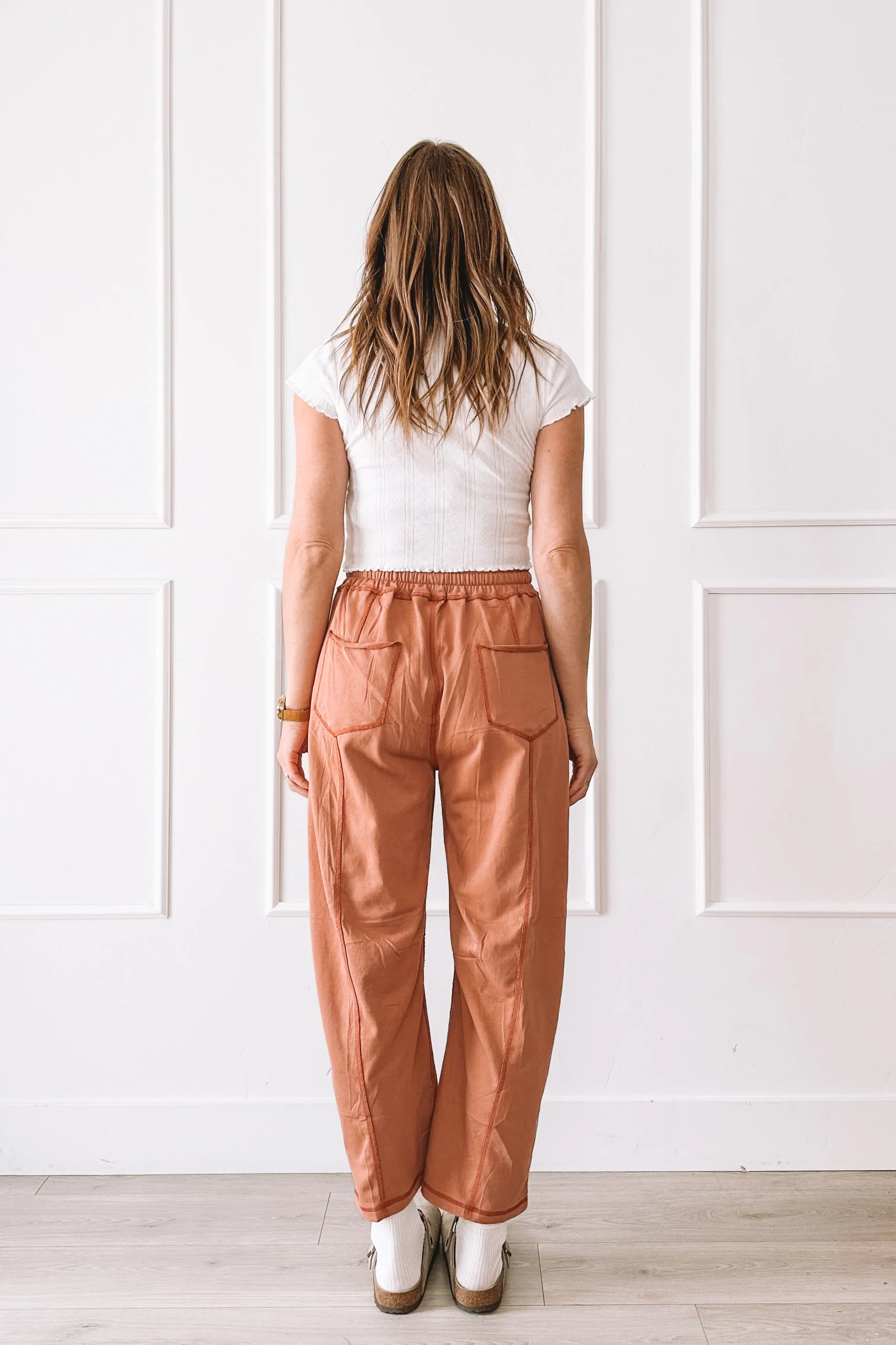 Rust Elastic Waist Pants Casual Outfit