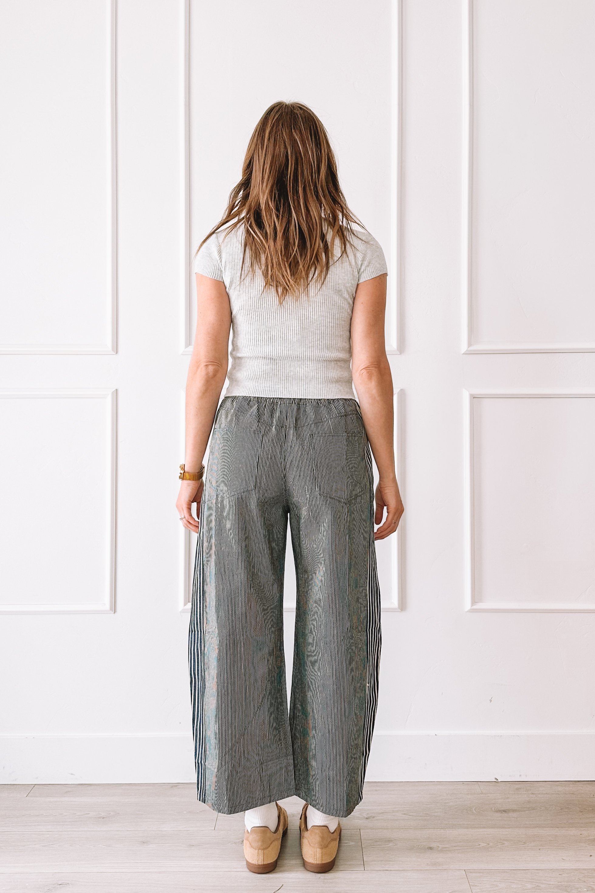 Striped Barrel Pants Casual Outfit