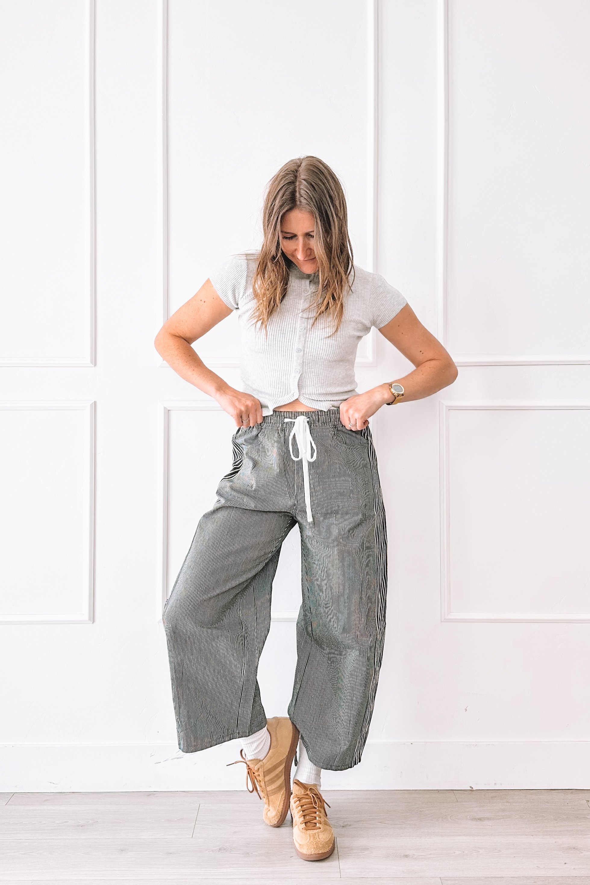 Striped Barrel Pants Casual Outfit