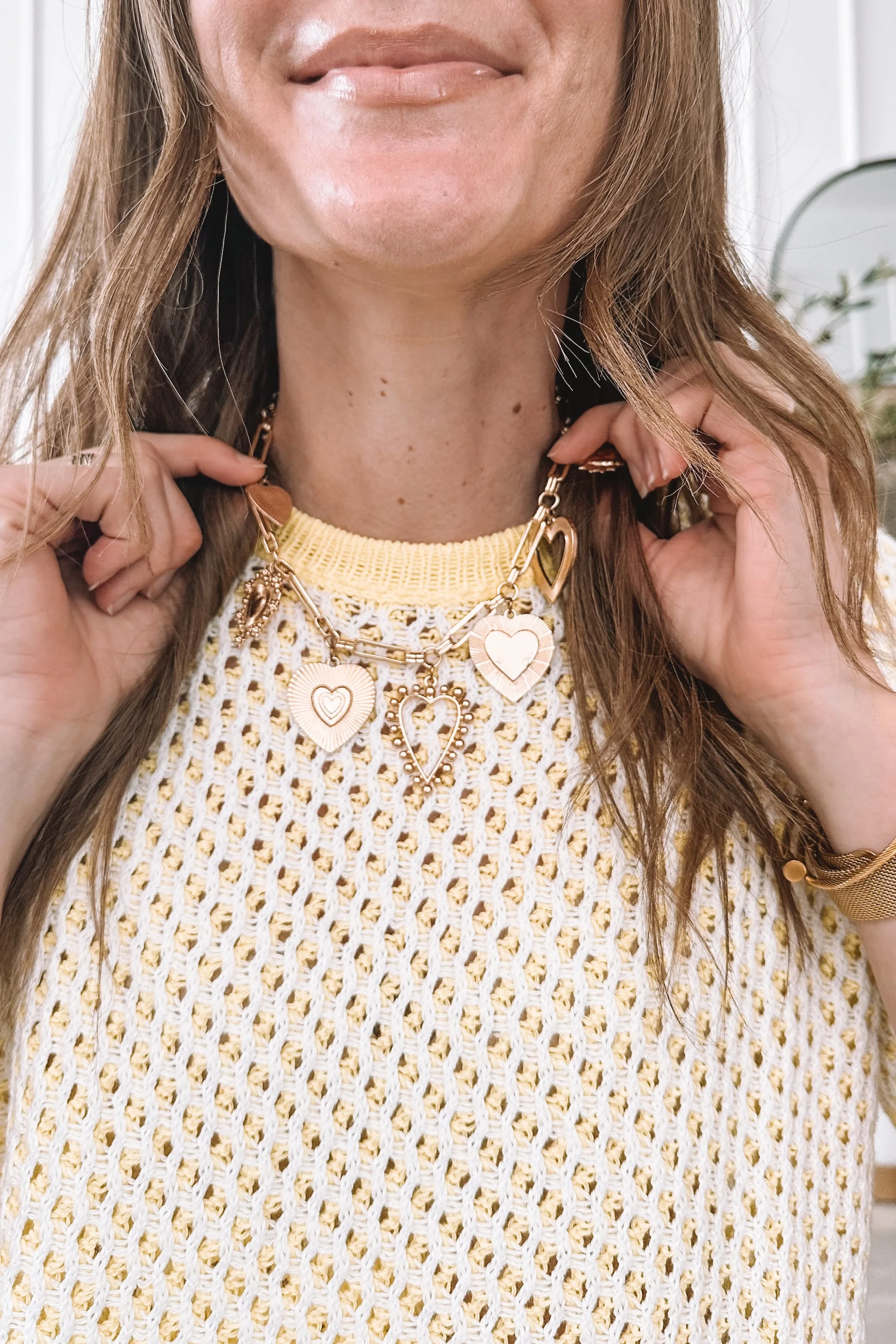 Oversized Top and Relaxed Jeans Outfit